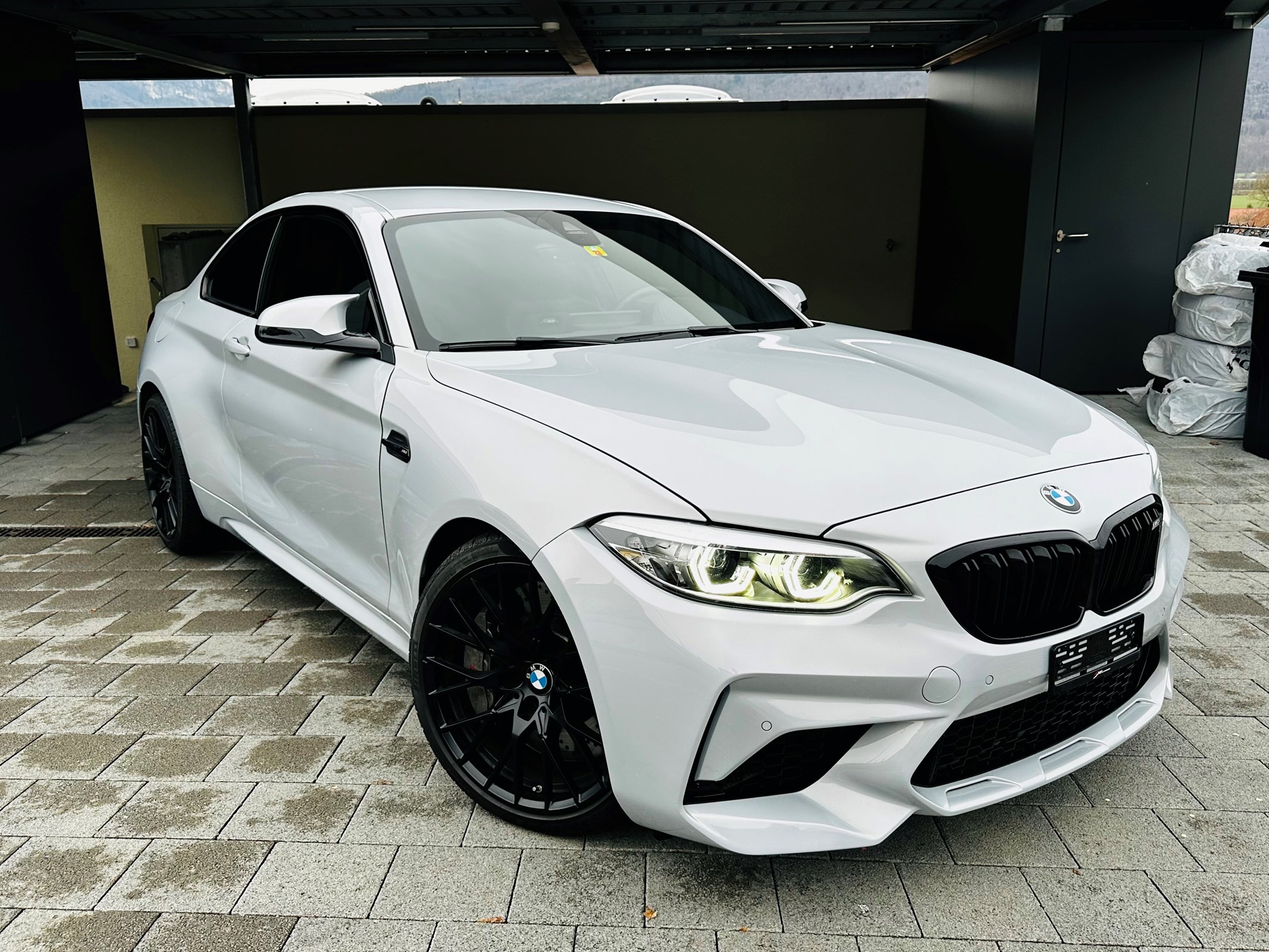 BMW M2 Competition Drivelogic