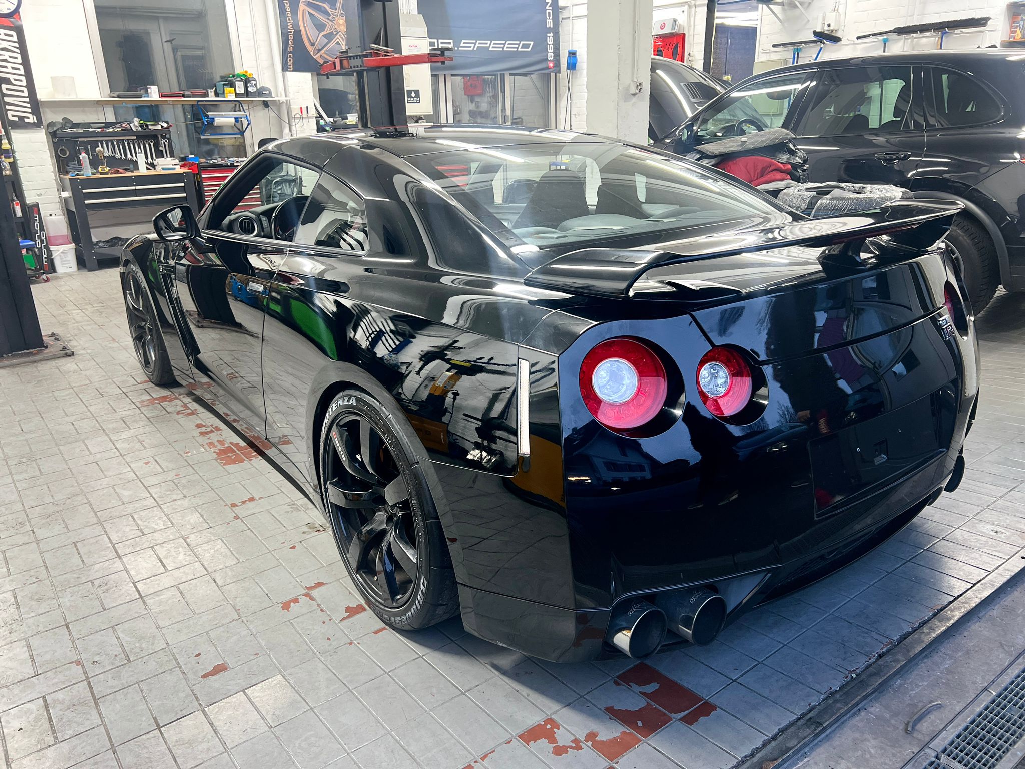 NISSAN GT-R 3.8 V6 Biturbo Black Edition