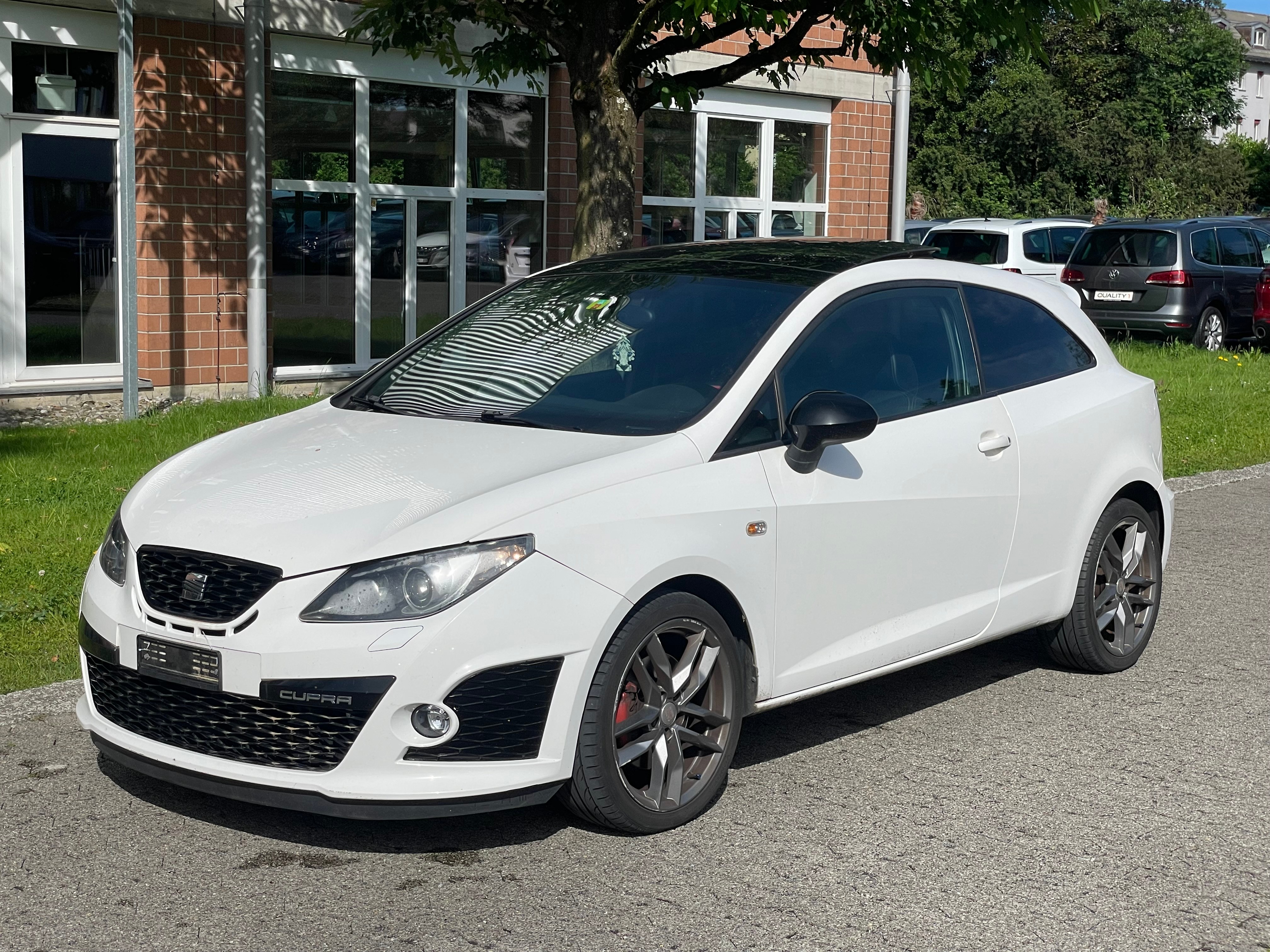 SEAT Ibiza SC 1.4 TSI Cupra DSG