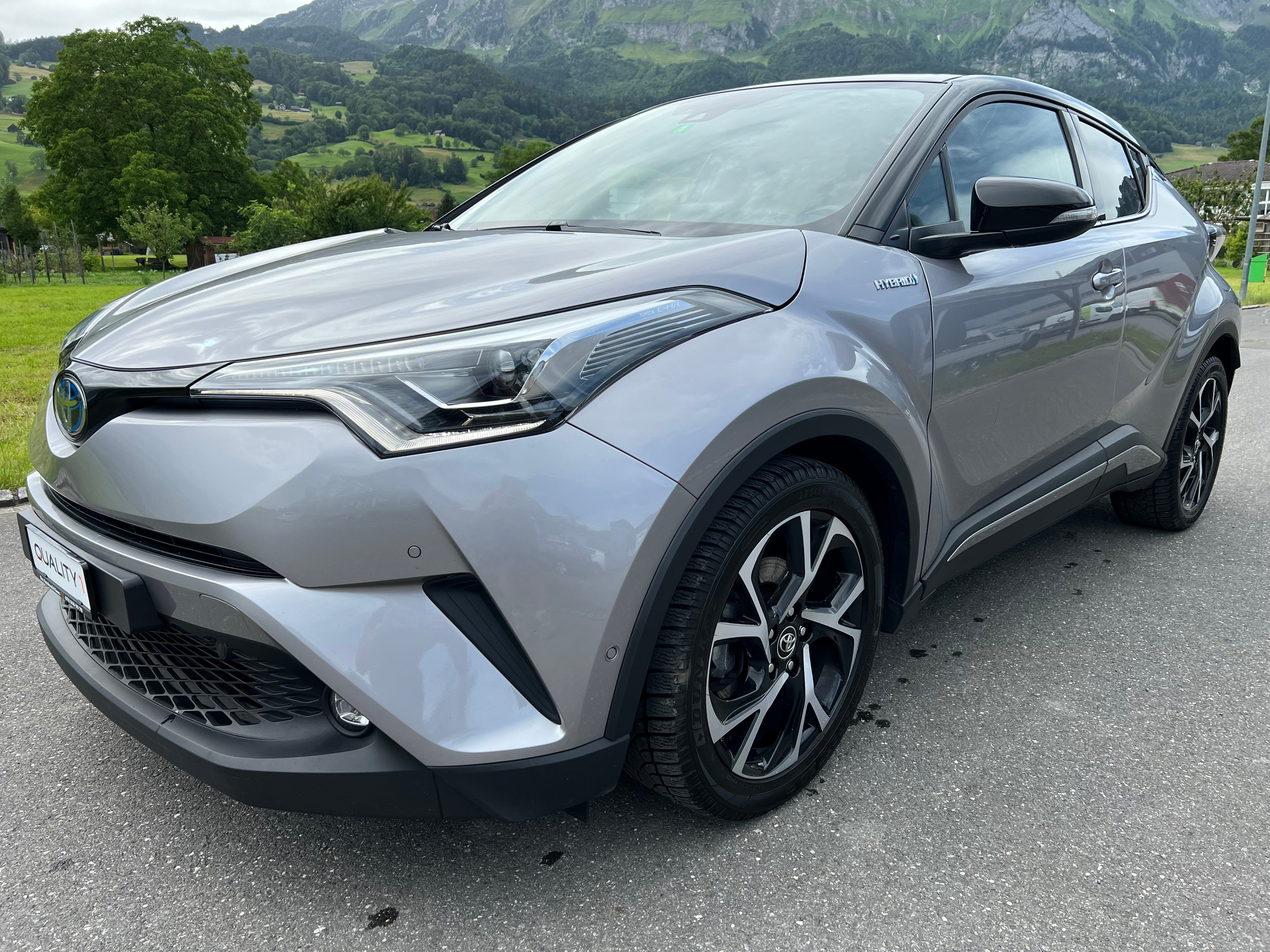 TOYOTA C-HR 1.8 HSD First Edition CVT