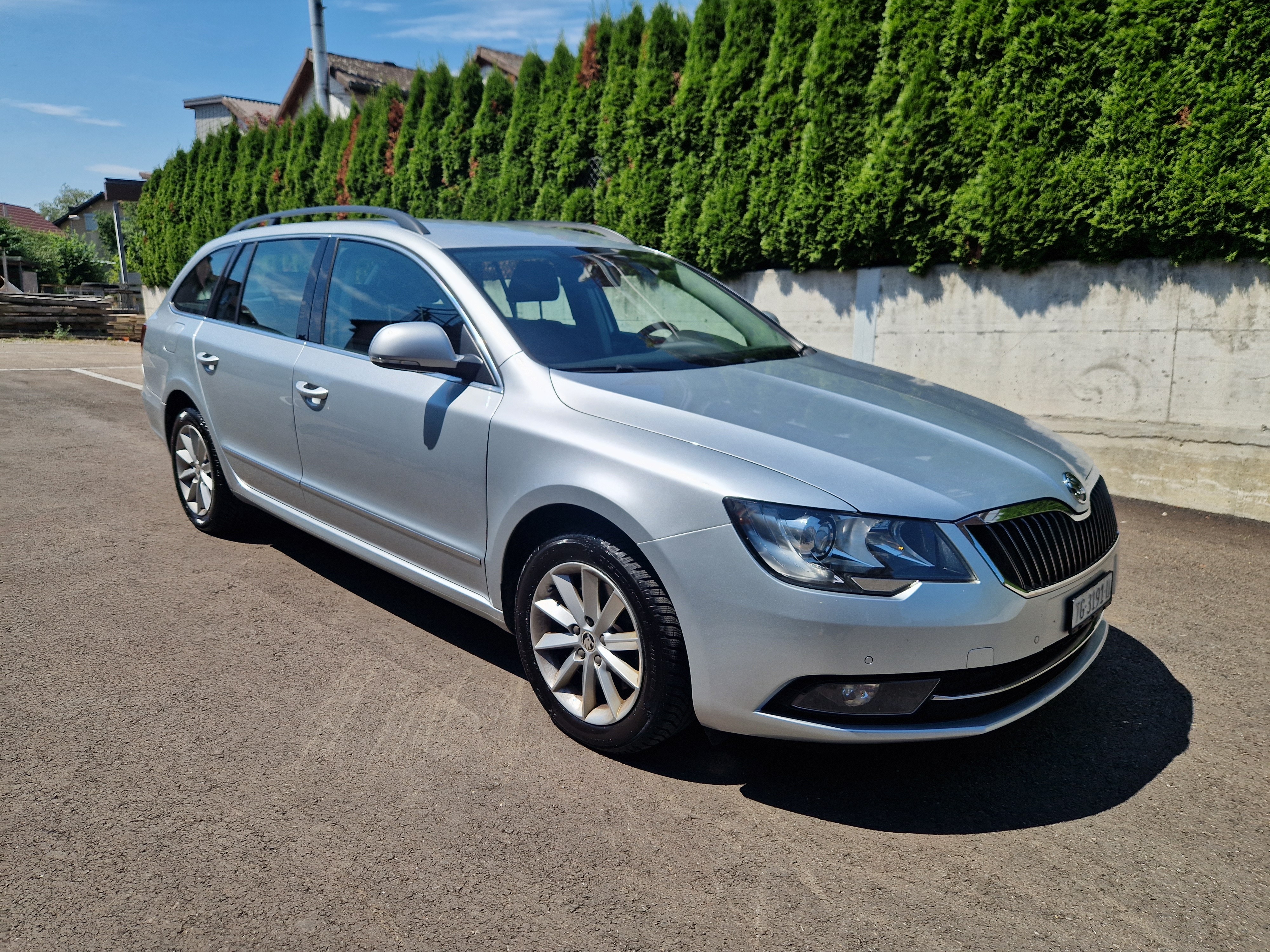 SKODA Superb Combi 2.0 TDi Ambition 4x4 DSG