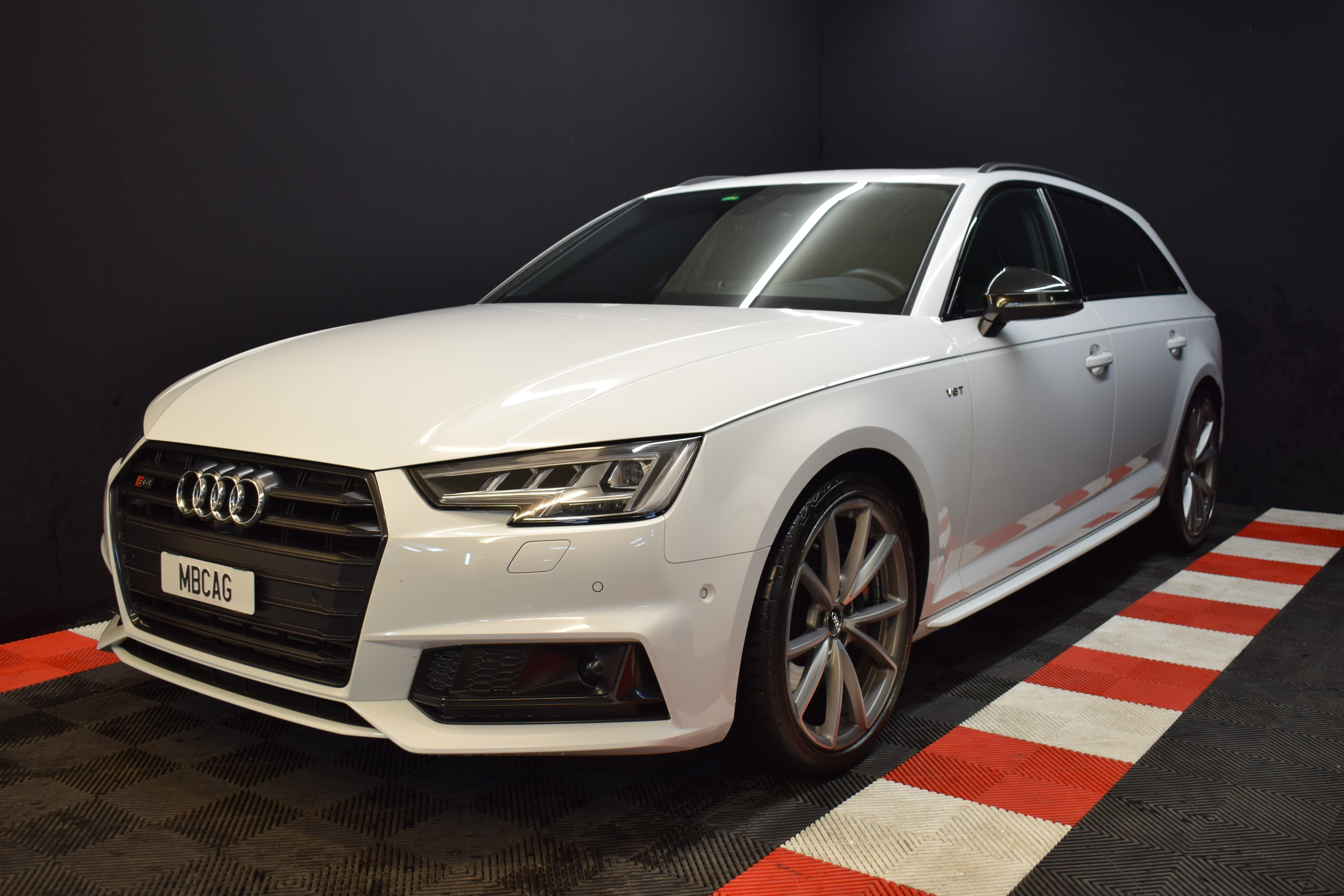 AUDI S4 Avant 3.0 TFSI quattro tiptronic