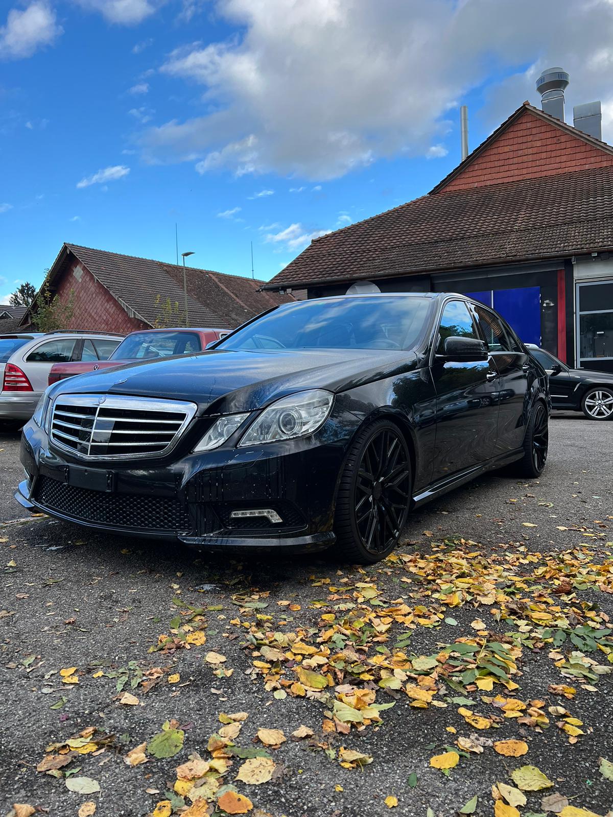 MERCEDES-BENZ E 500 Avantgarde 7G-Tronic