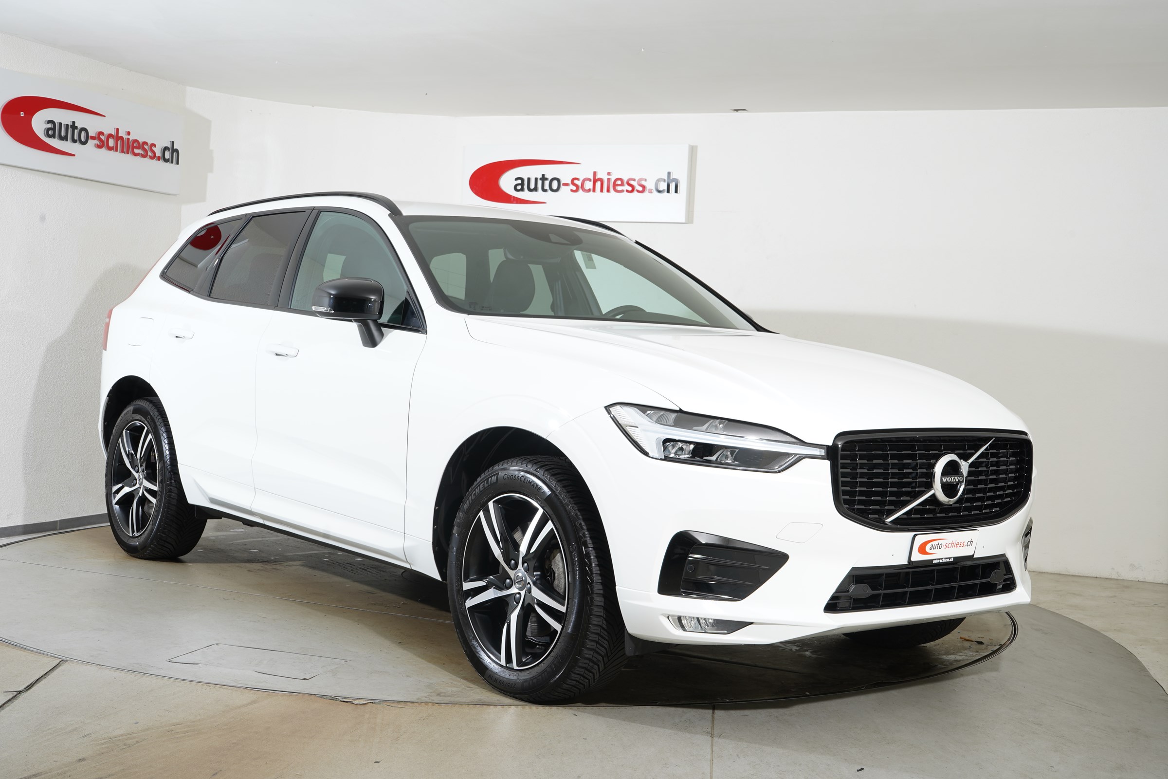 VOLVO XC60 B4 R-Design Geartronic