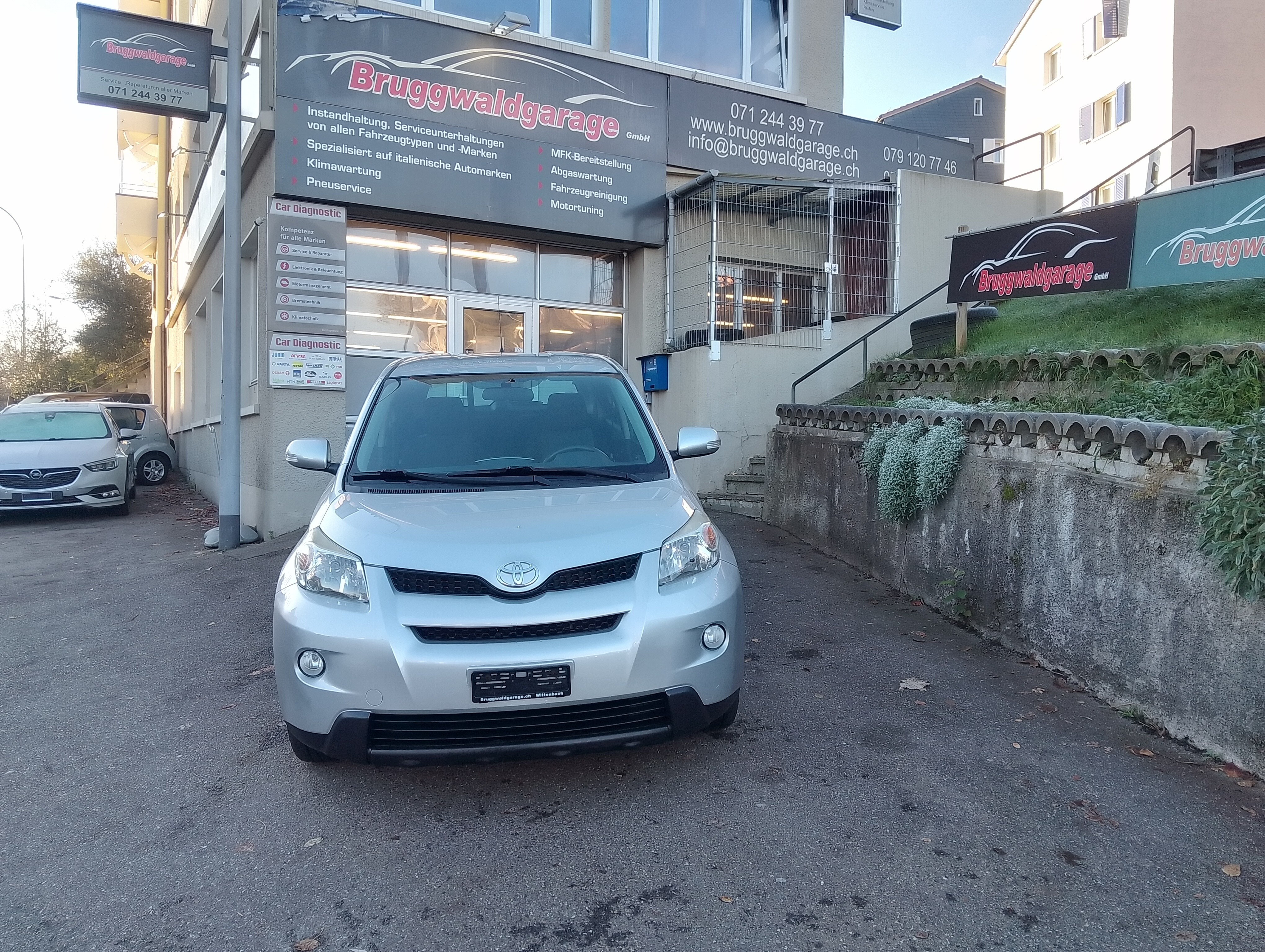 TOYOTA UrbanCruiser 1.4 D-4D Linea Luna 4WD