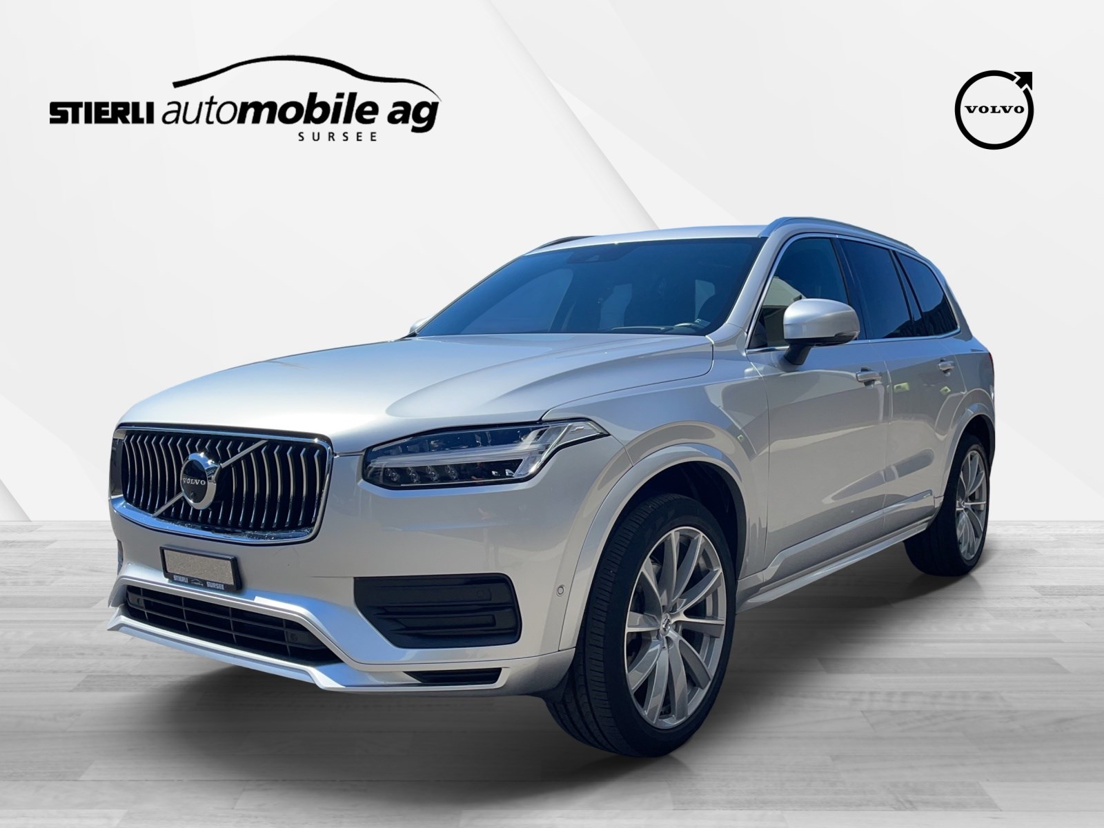 VOLVO XC90 2.0 B5 MH Momentum 5P. AWD