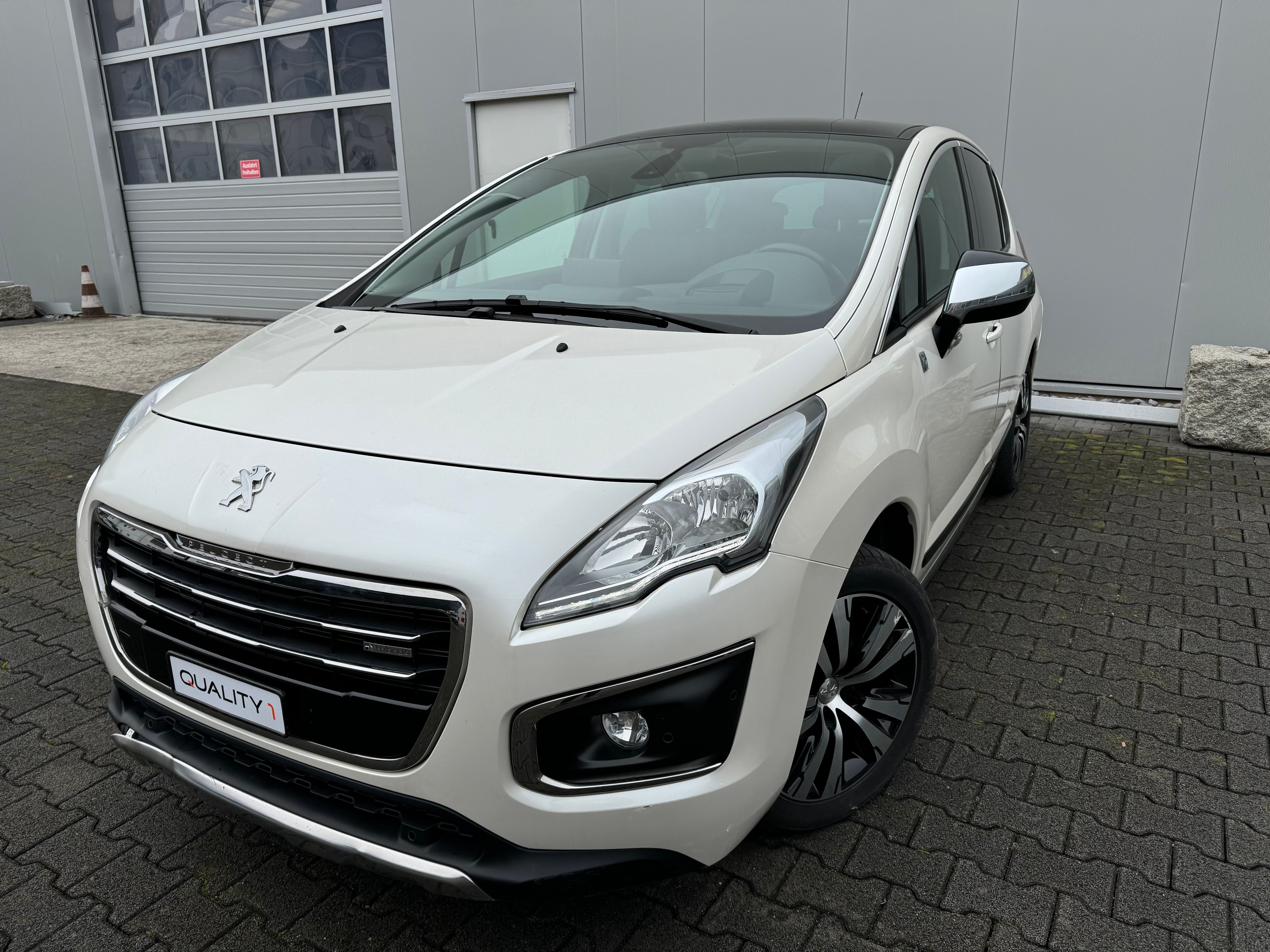 PEUGEOT 3008 HYbrid4 2.0 HDI ETG6