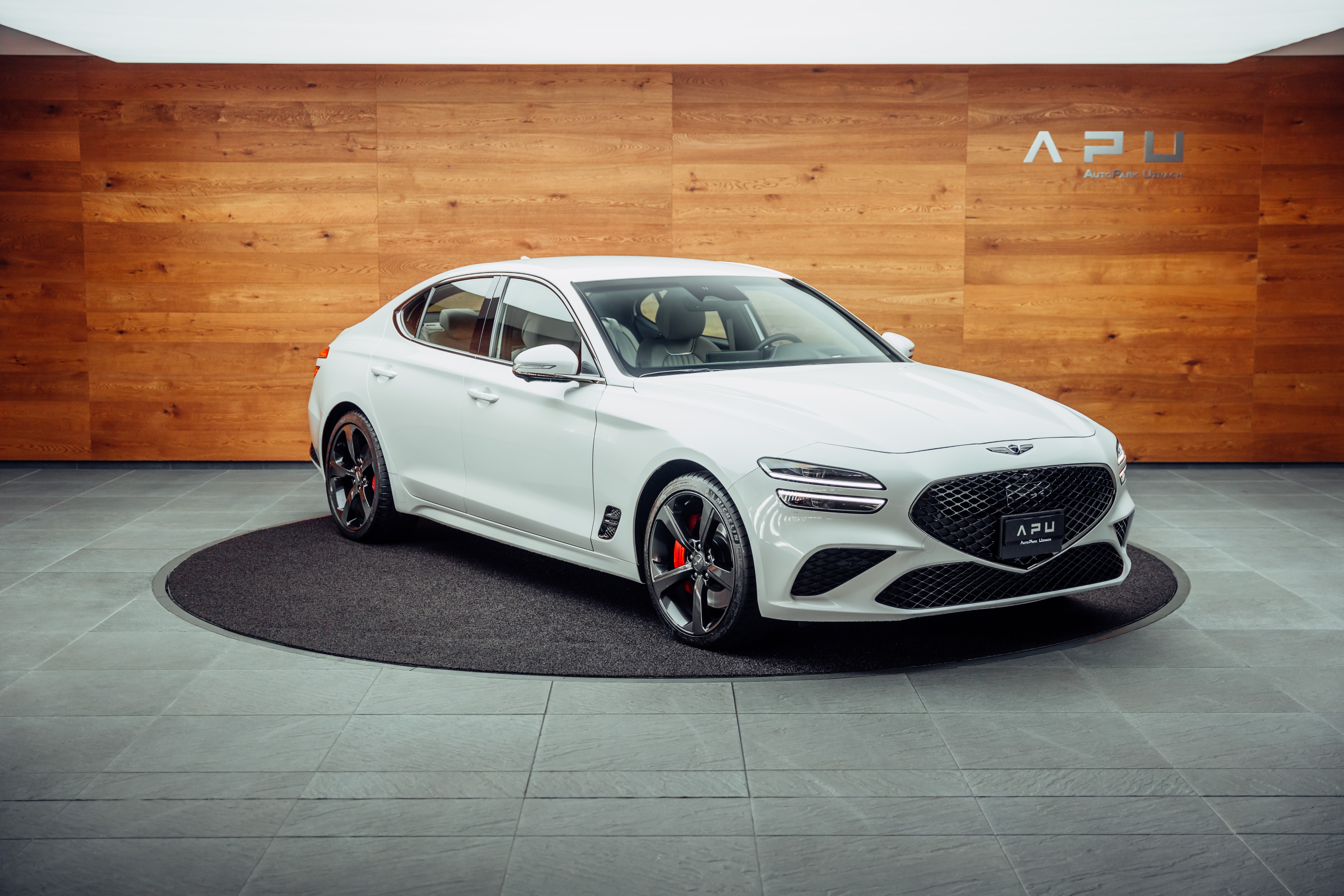 GENESIS G70 2.0 TGDI Sport AT8 AWD