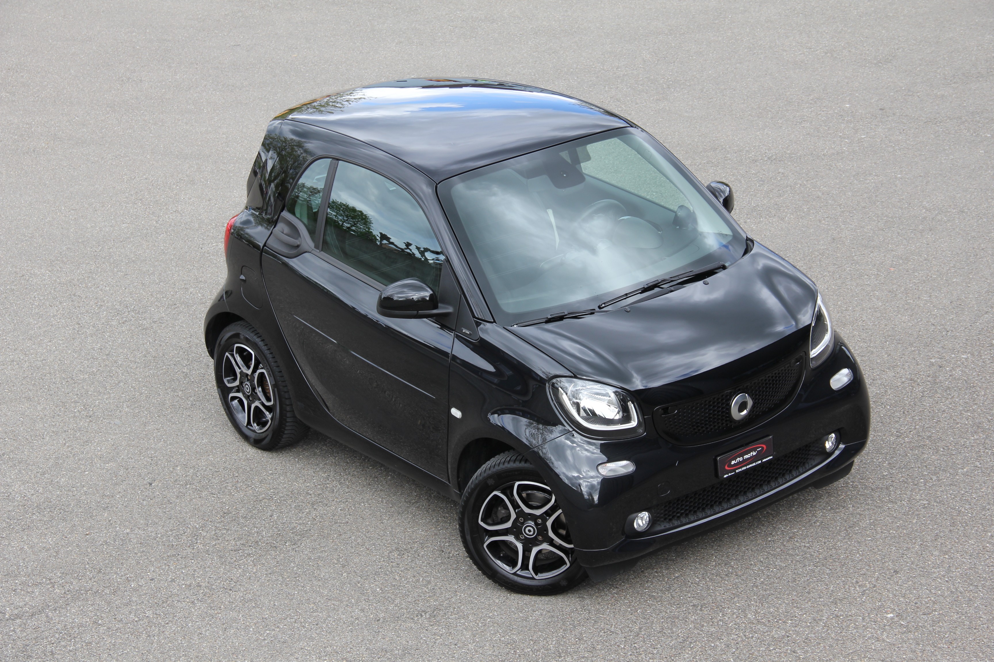 SMART fortwo prime twinmatic BLACK PEARL **SITZHEIZUNG** *JBL-SOUNDSYSTEM* *90-PS* *NAVI***LEDER** **PANORAMA-DACH**