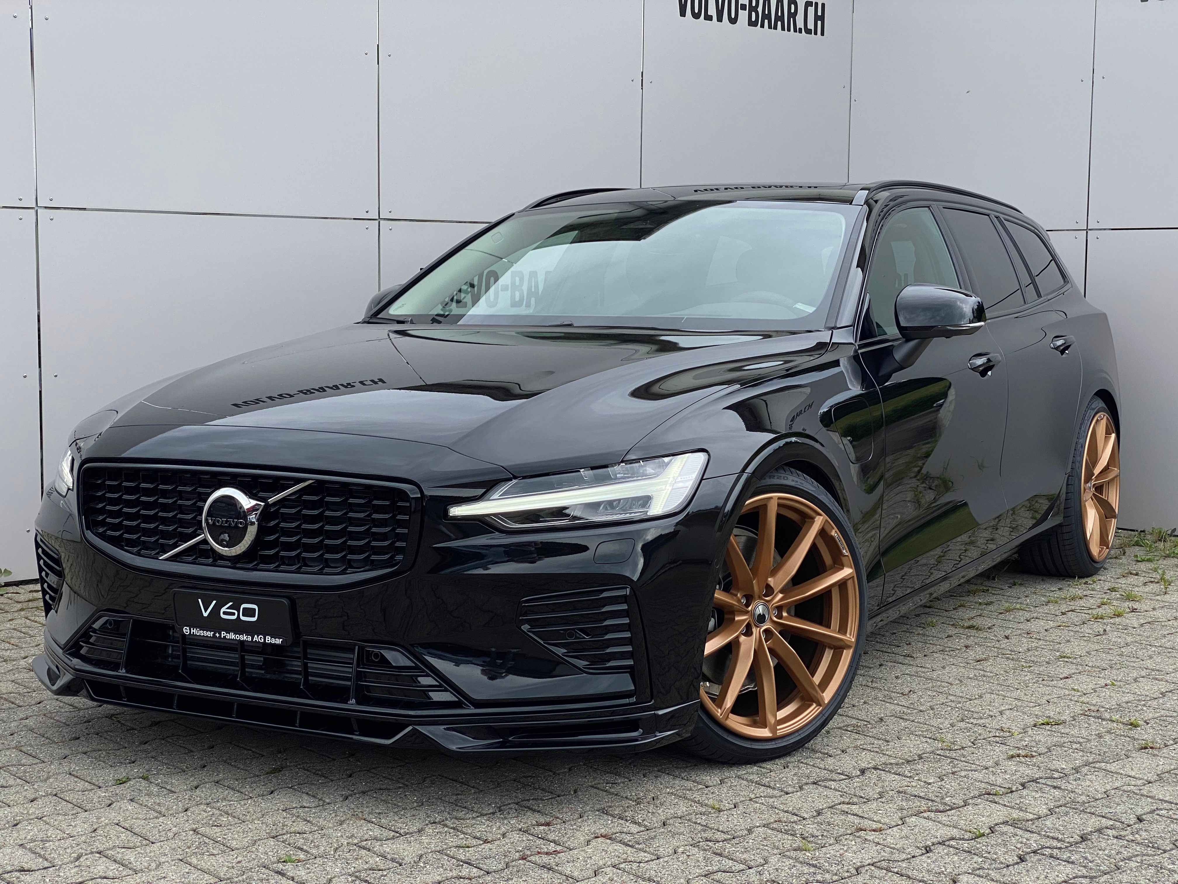 VOLVO V60 2.0 T8 TE Ultra Dark for Business eAWD