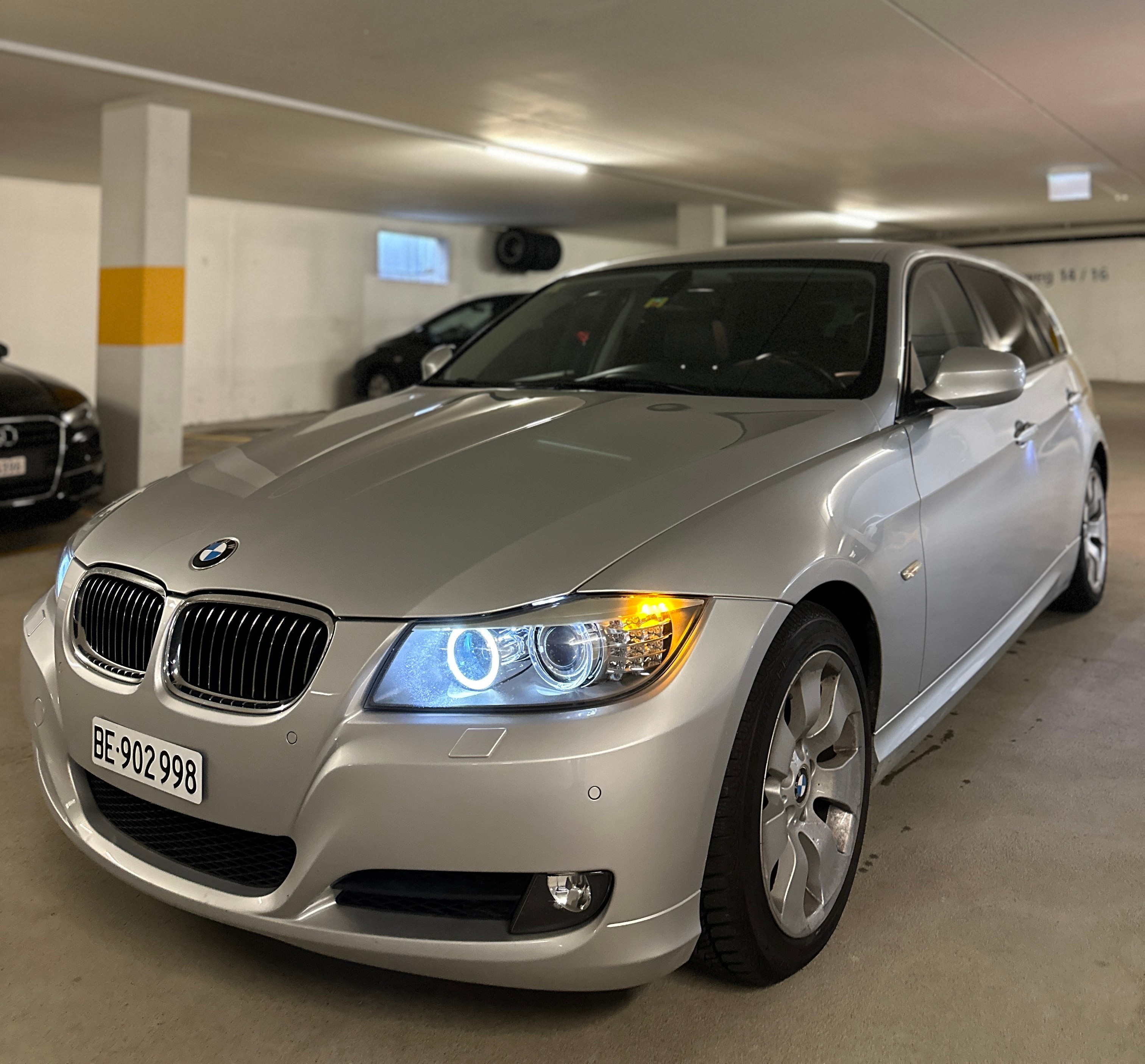 BMW 325i Touring Steptronic