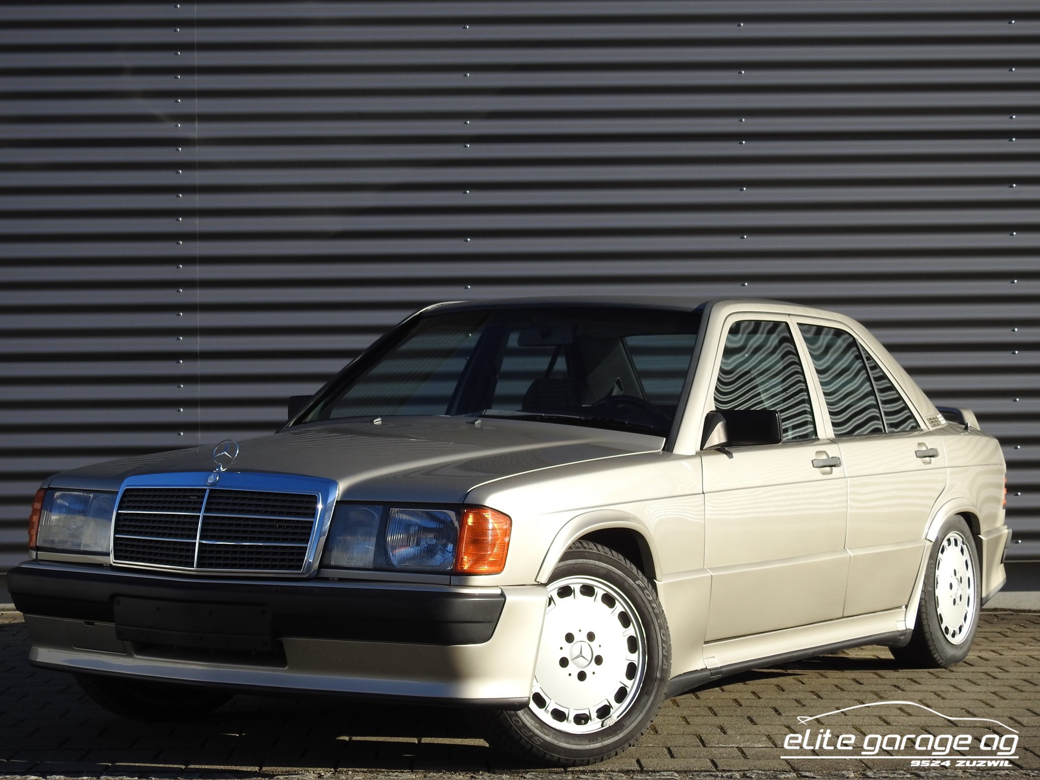 MERCEDES-BENZ 190 E 2.3-16