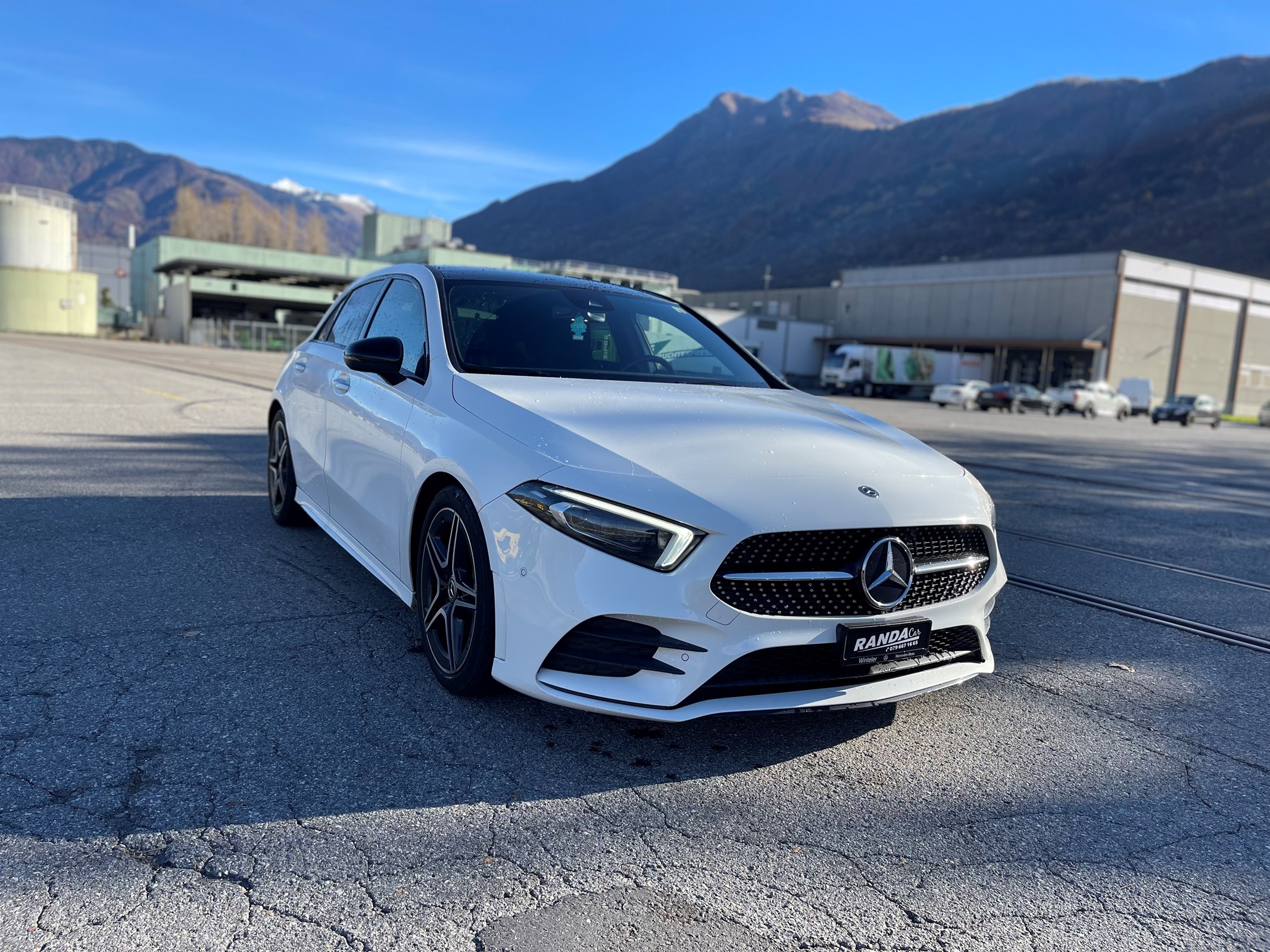 MERCEDES-BENZ A 200 AMG Line 7G-DCT