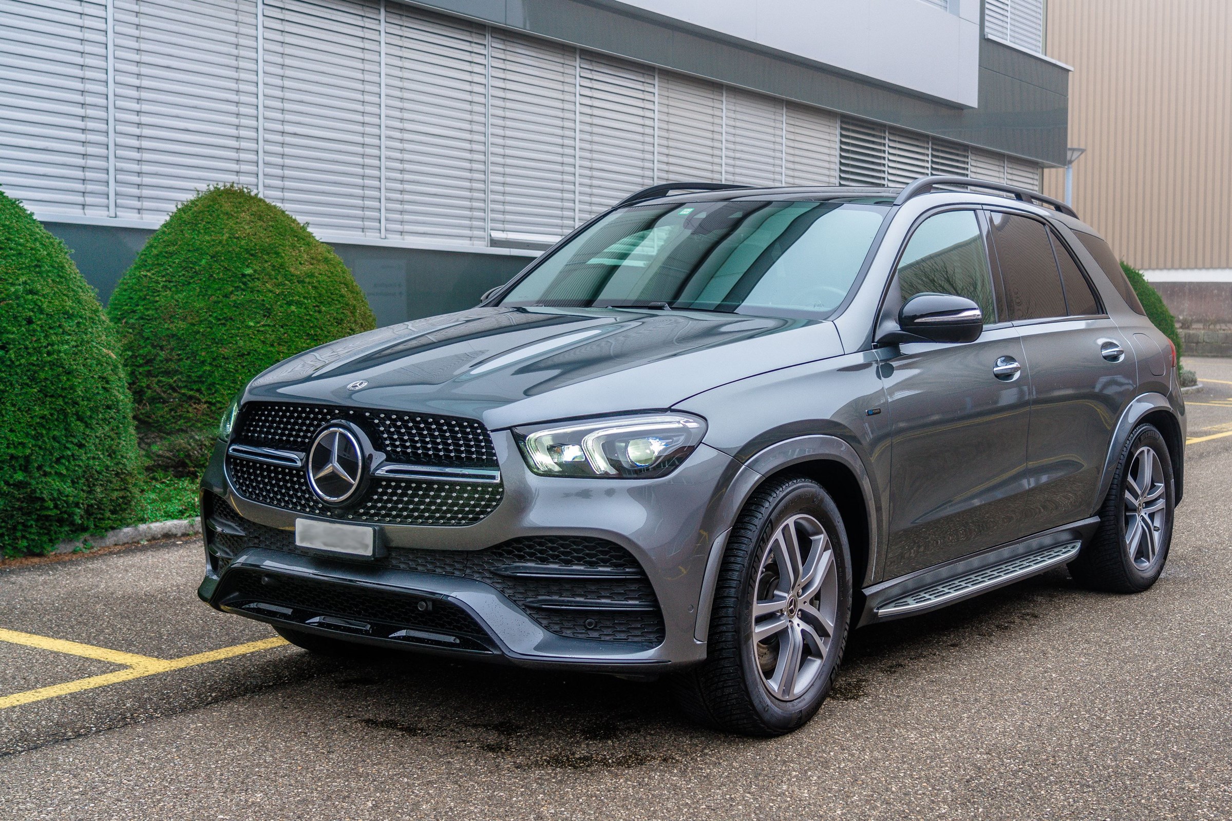 MERCEDES-BENZ GLE 350 de 4Matic AMG Line 9G-Tronic