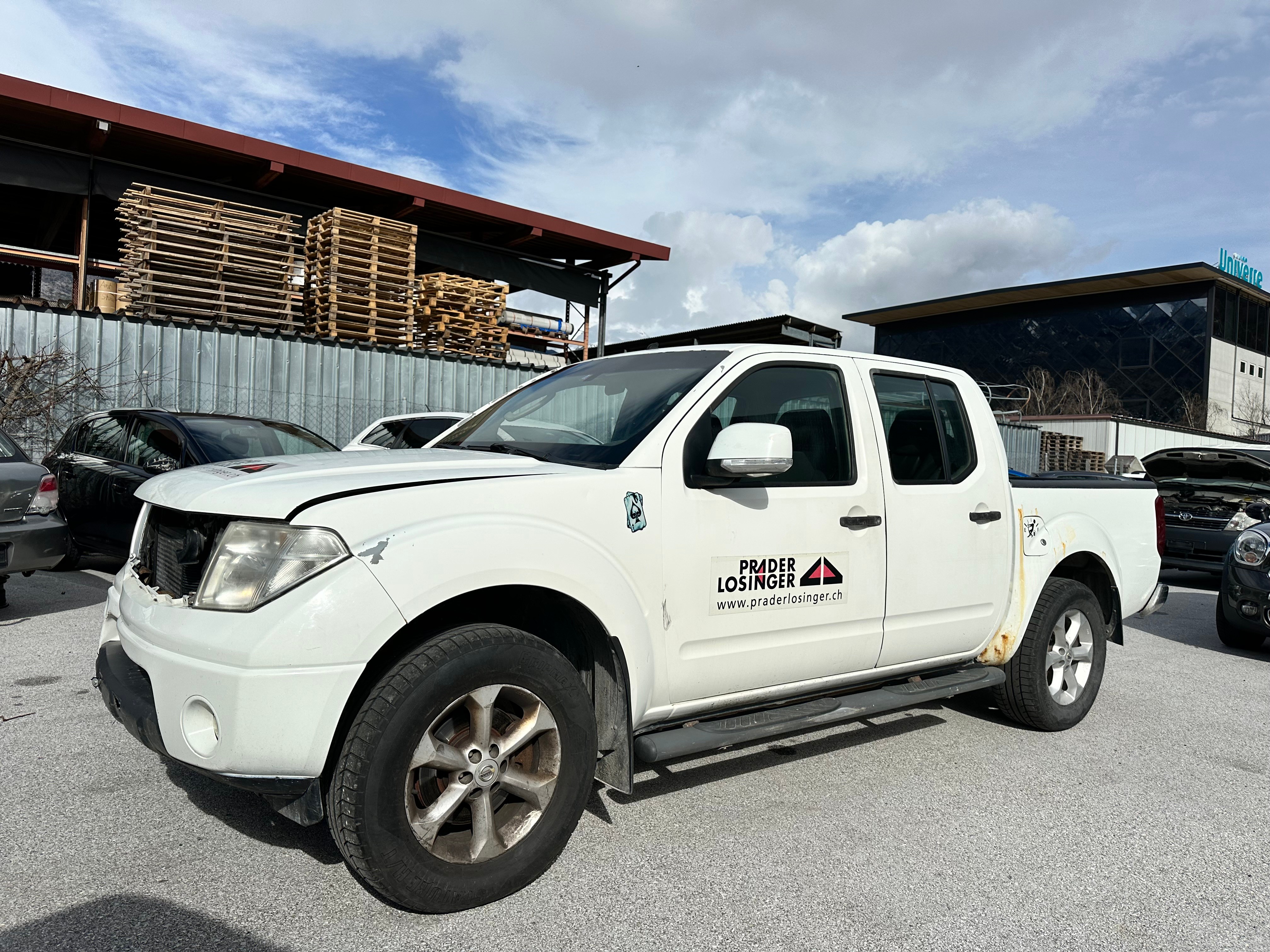 NISSAN Navara Double Cab XE 2.5 dCi 4WD