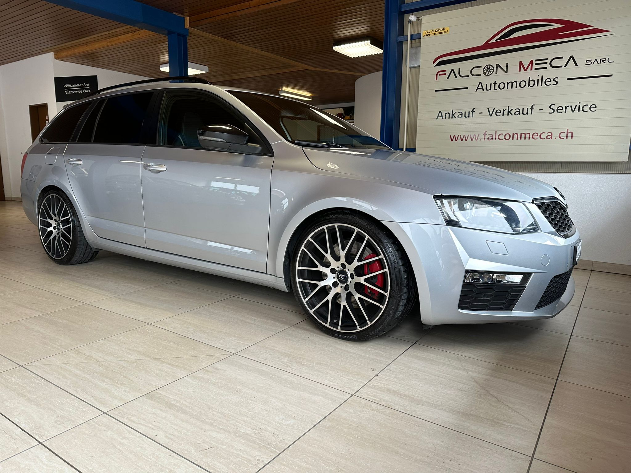 SKODA Octavia Combi 2.0 TSI RS DSG