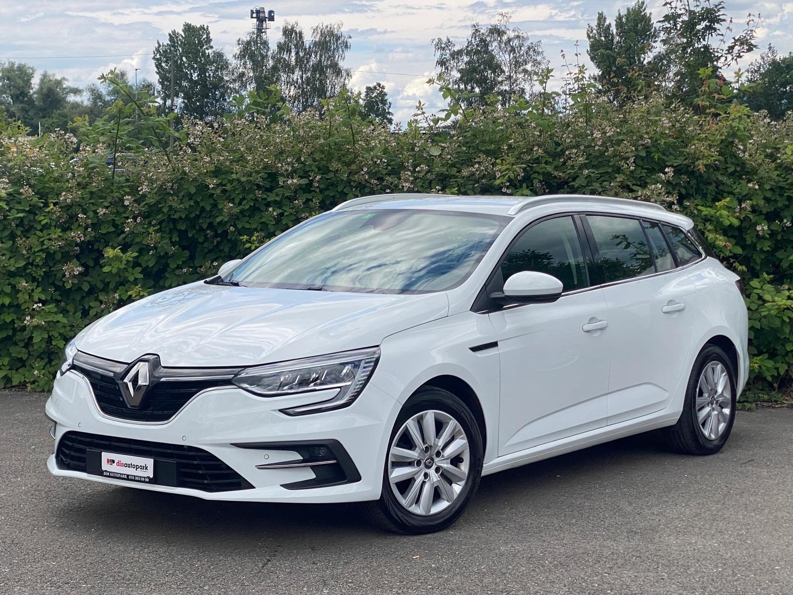 RENAULT Mégane Grandtour 1.5 dCi ZEN EDC