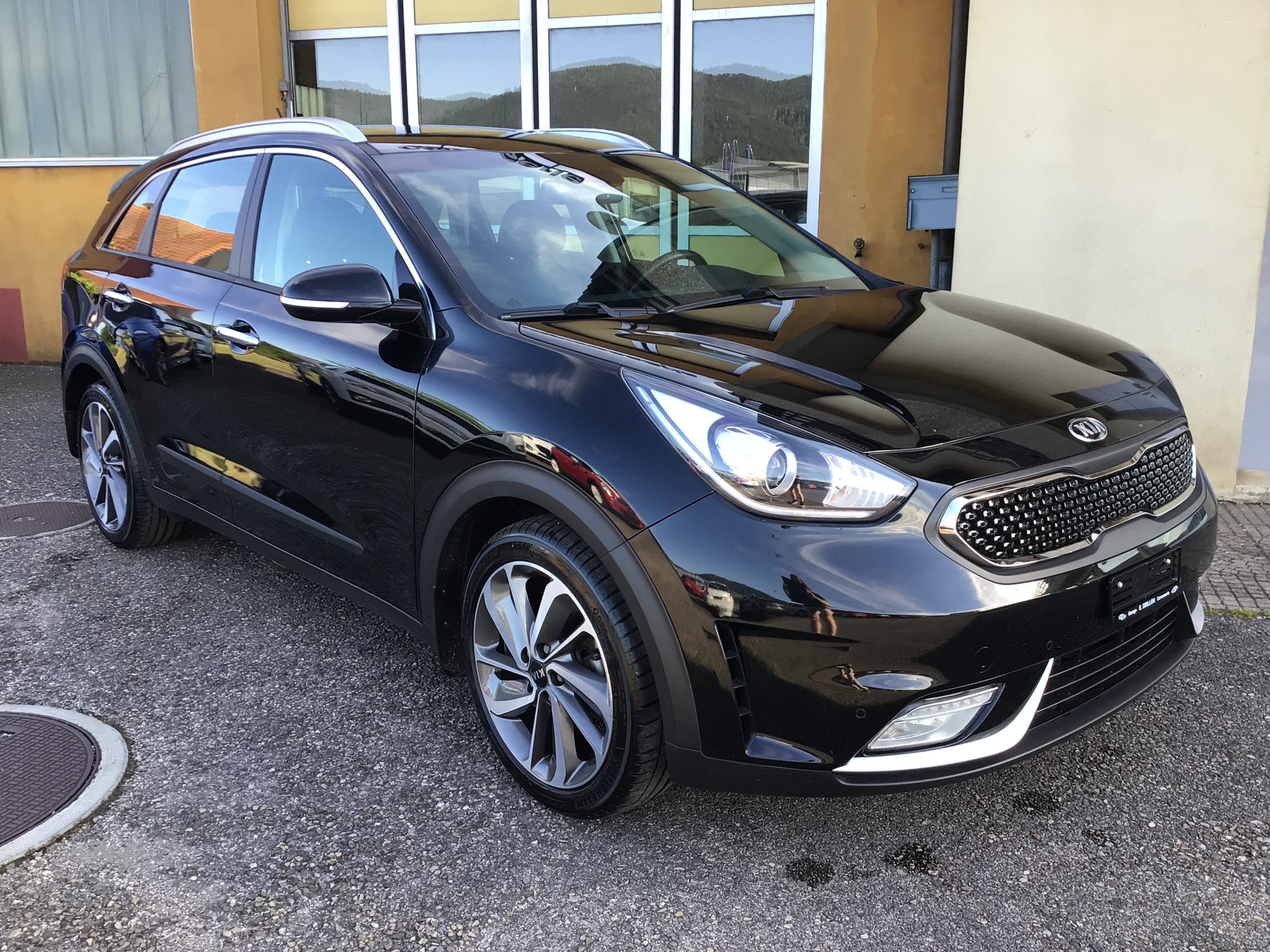 KIA Niro 1.6GDi Hybrid Trend DCT