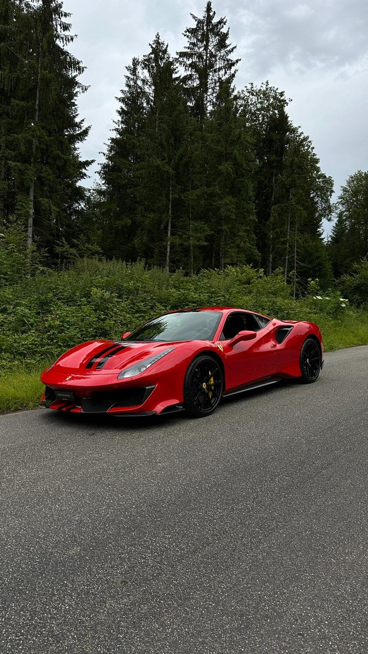 FERRARI 488 Pista 3.9 V8