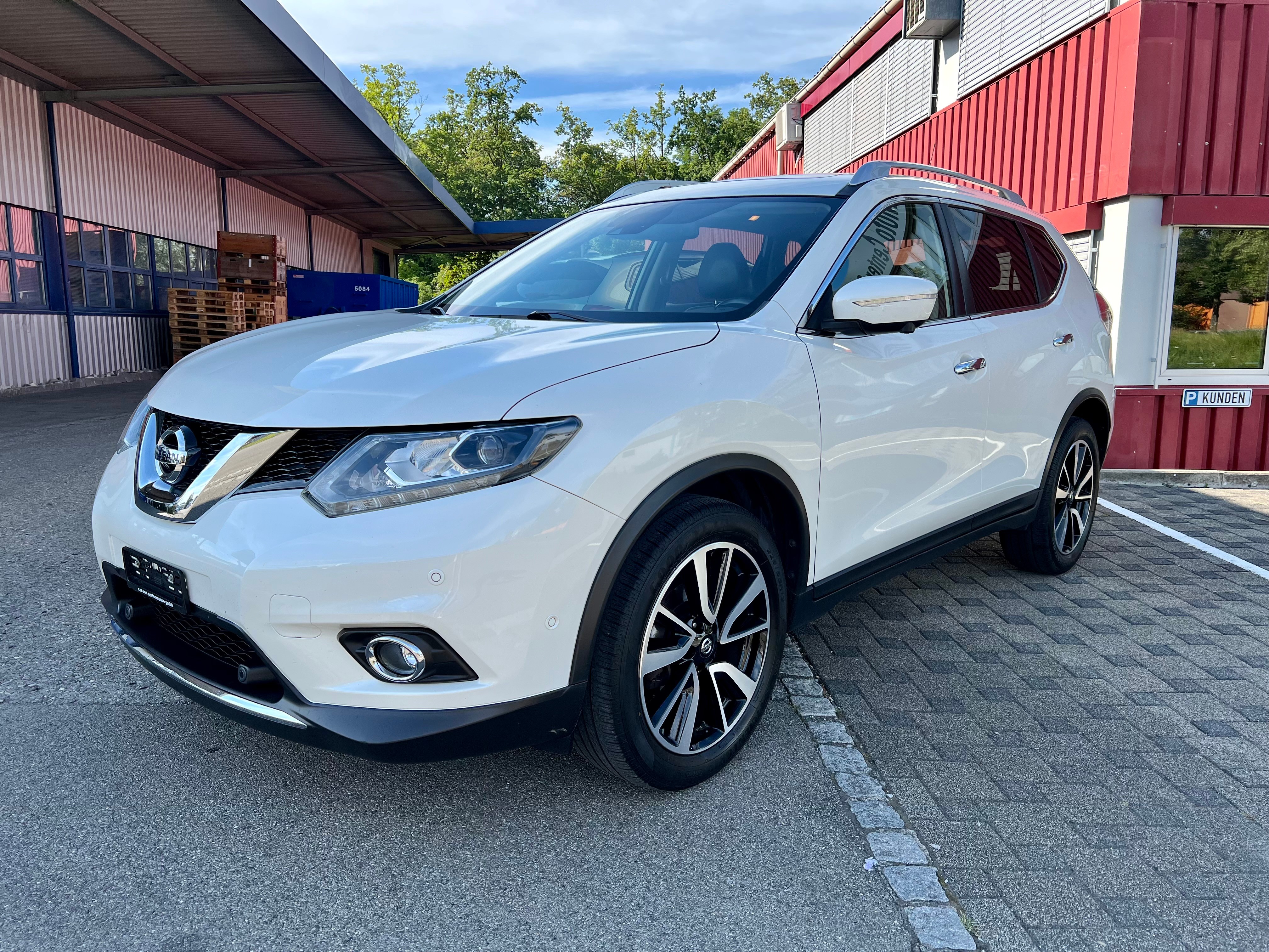 NISSAN X-Trail 1.6 DIG-T tekna