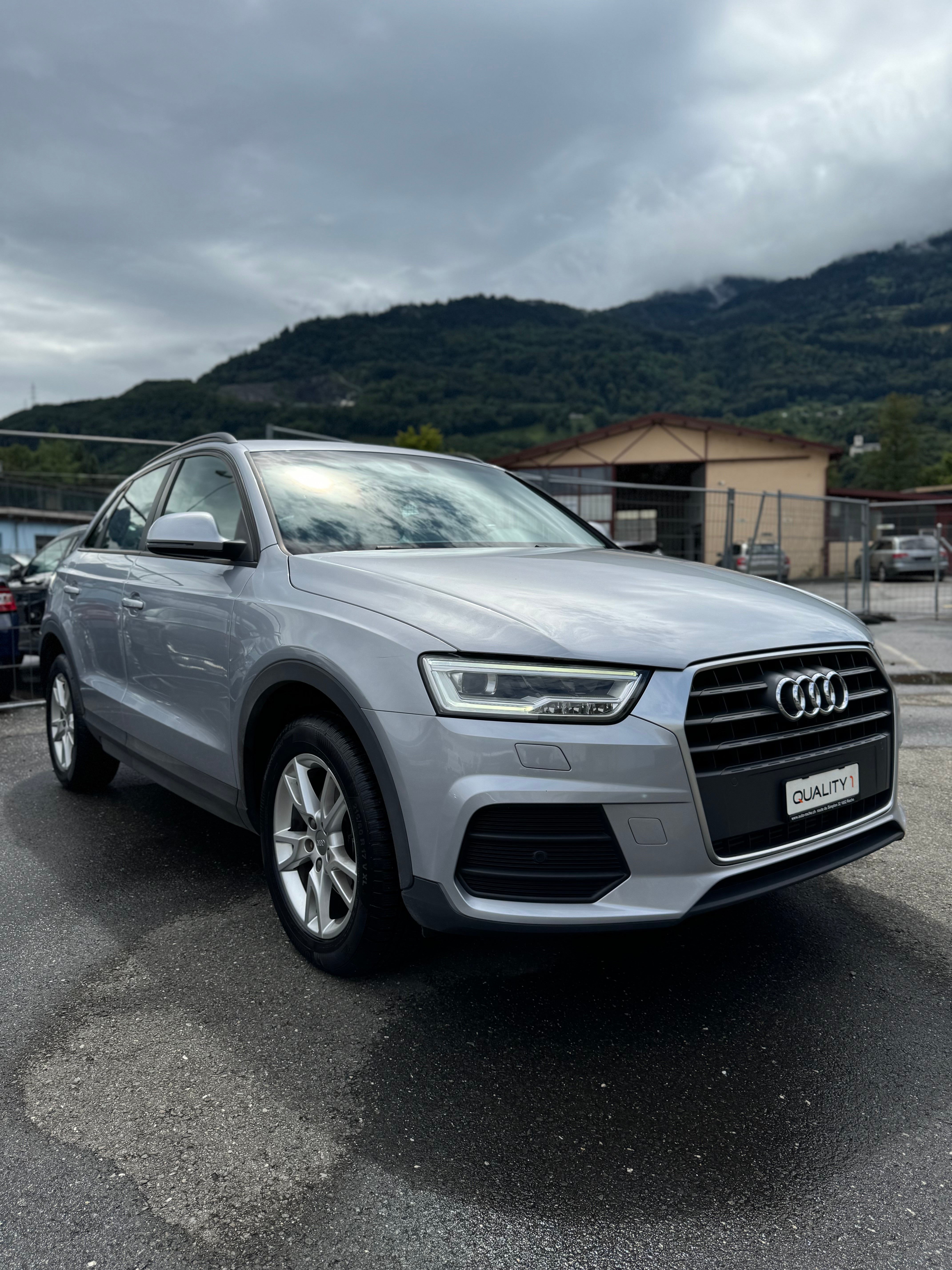 AUDI Q3 2.0 TFSI quattro S-tronic