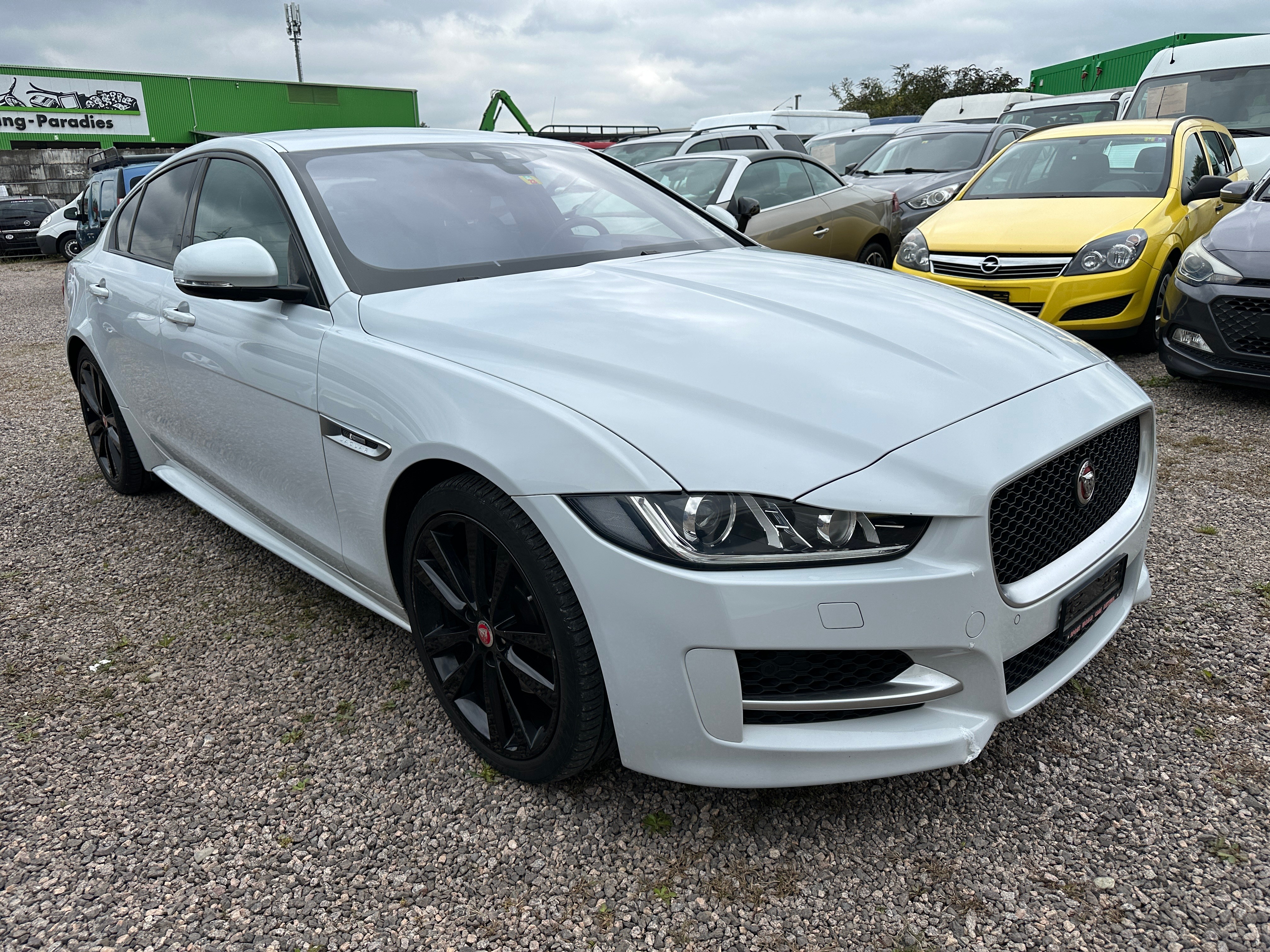 JAGUAR XE 20d Pure Automat