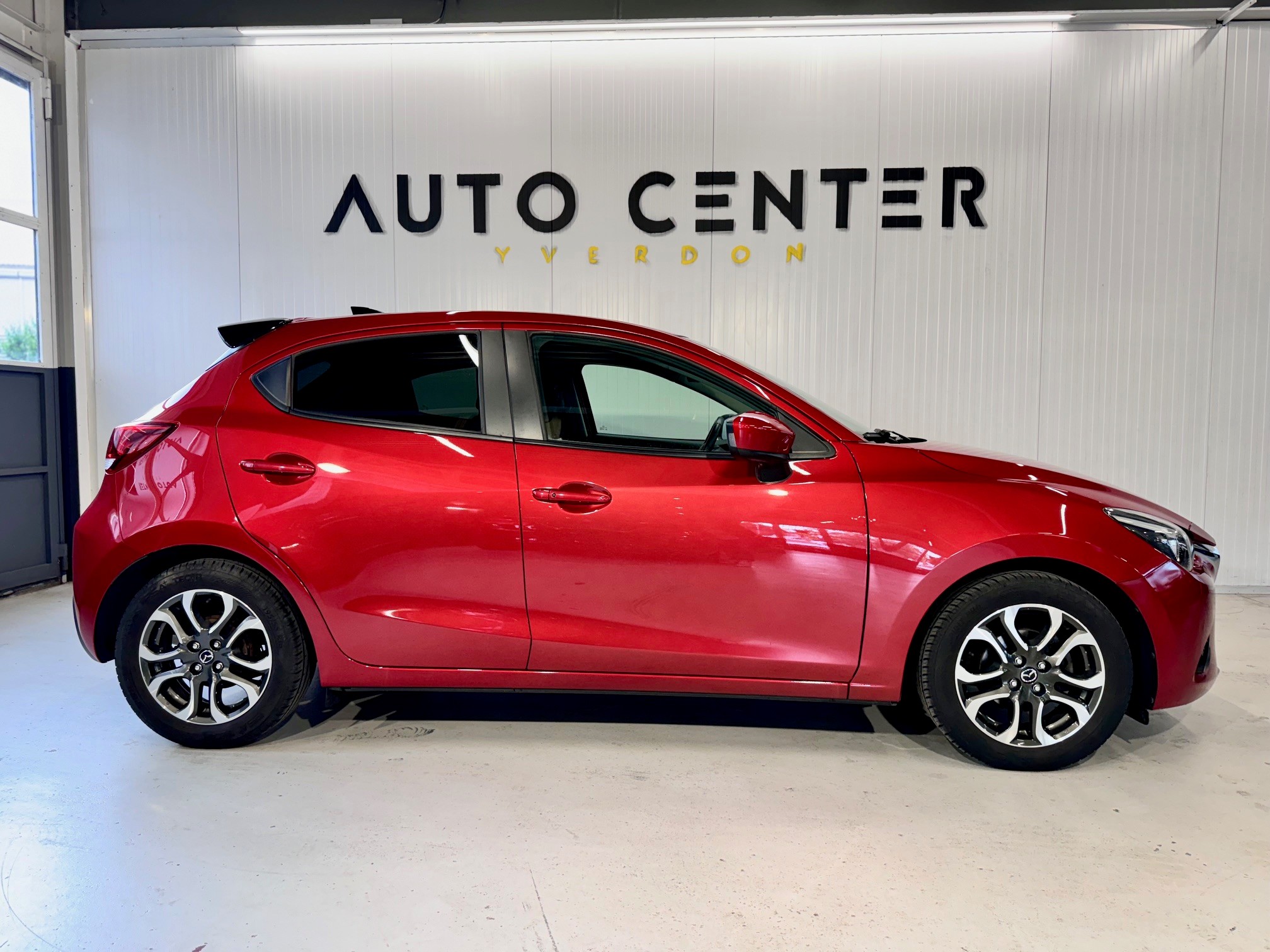 MAZDA 2 1.5i 16V Skyactiv-G Revolution