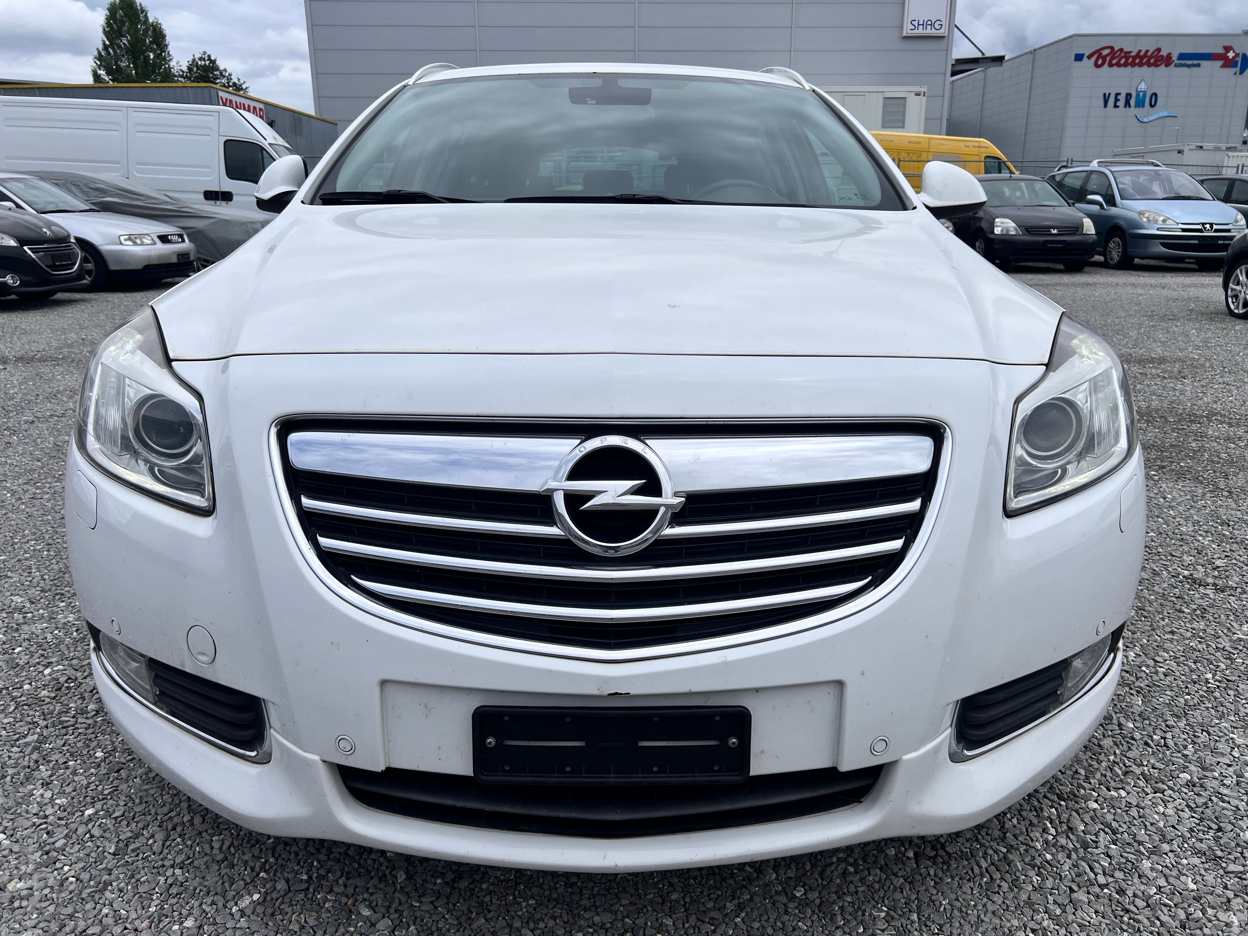 OPEL Insignia Sports Tourer 2.0 CDTI Edition Automatic