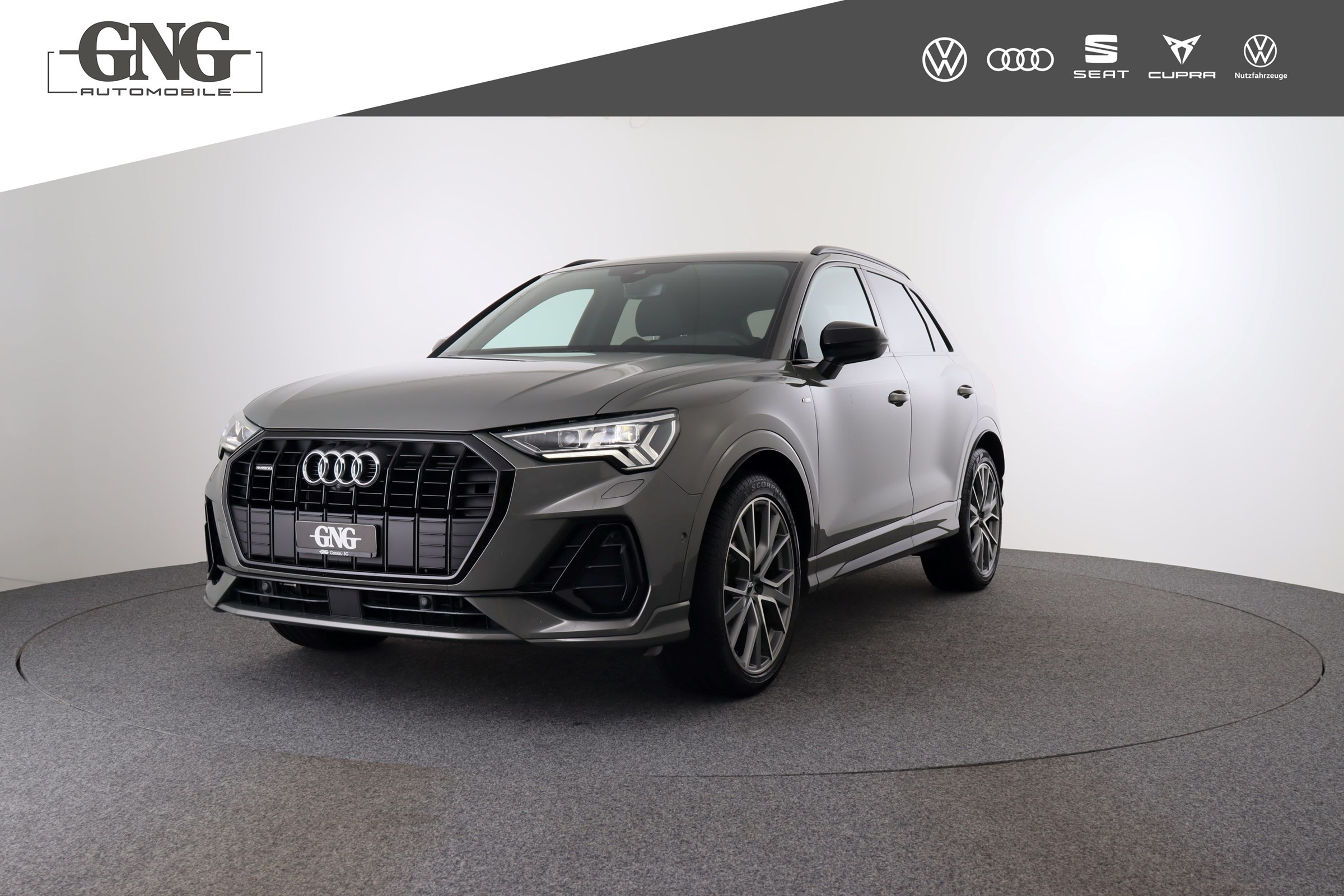 AUDI Q3 40 TFSI S line quattro S-tronic