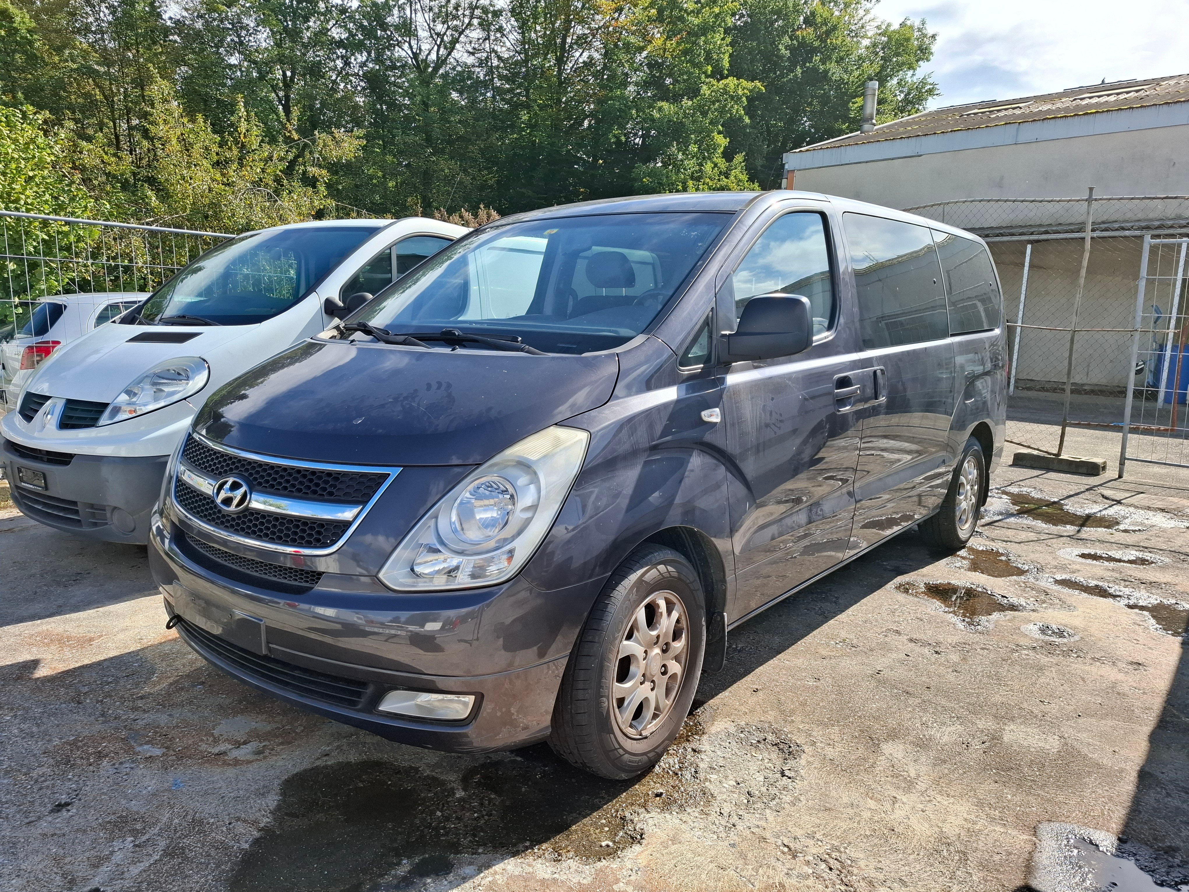 HYUNDAI H-1 People 2.5 CRDi