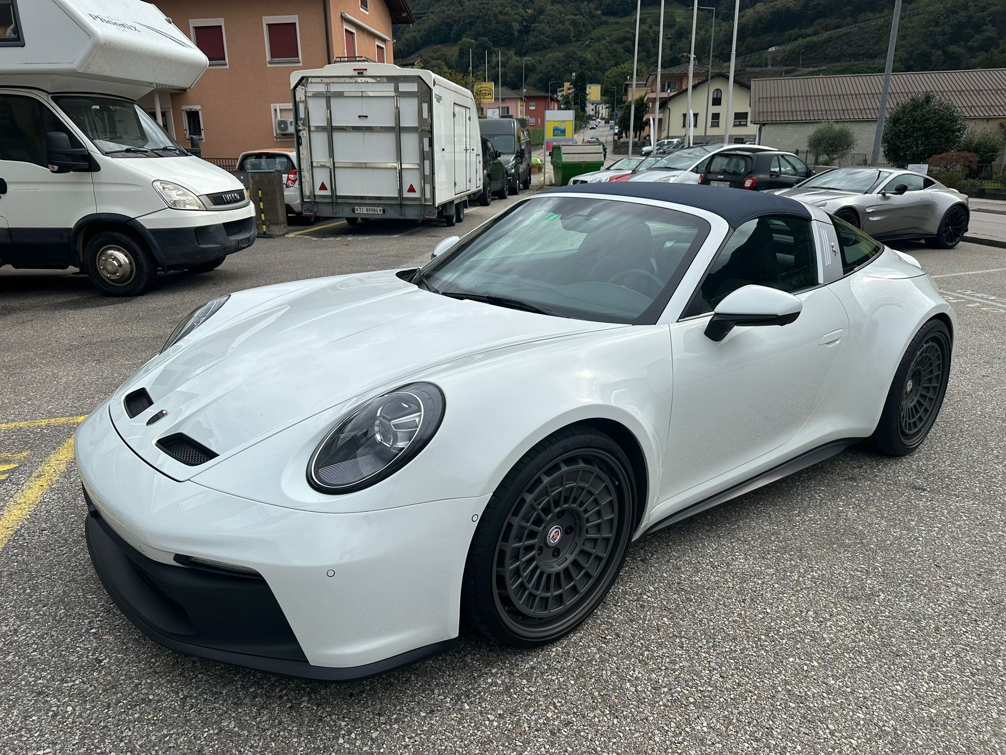 PORSCHE 911 Targa 4S