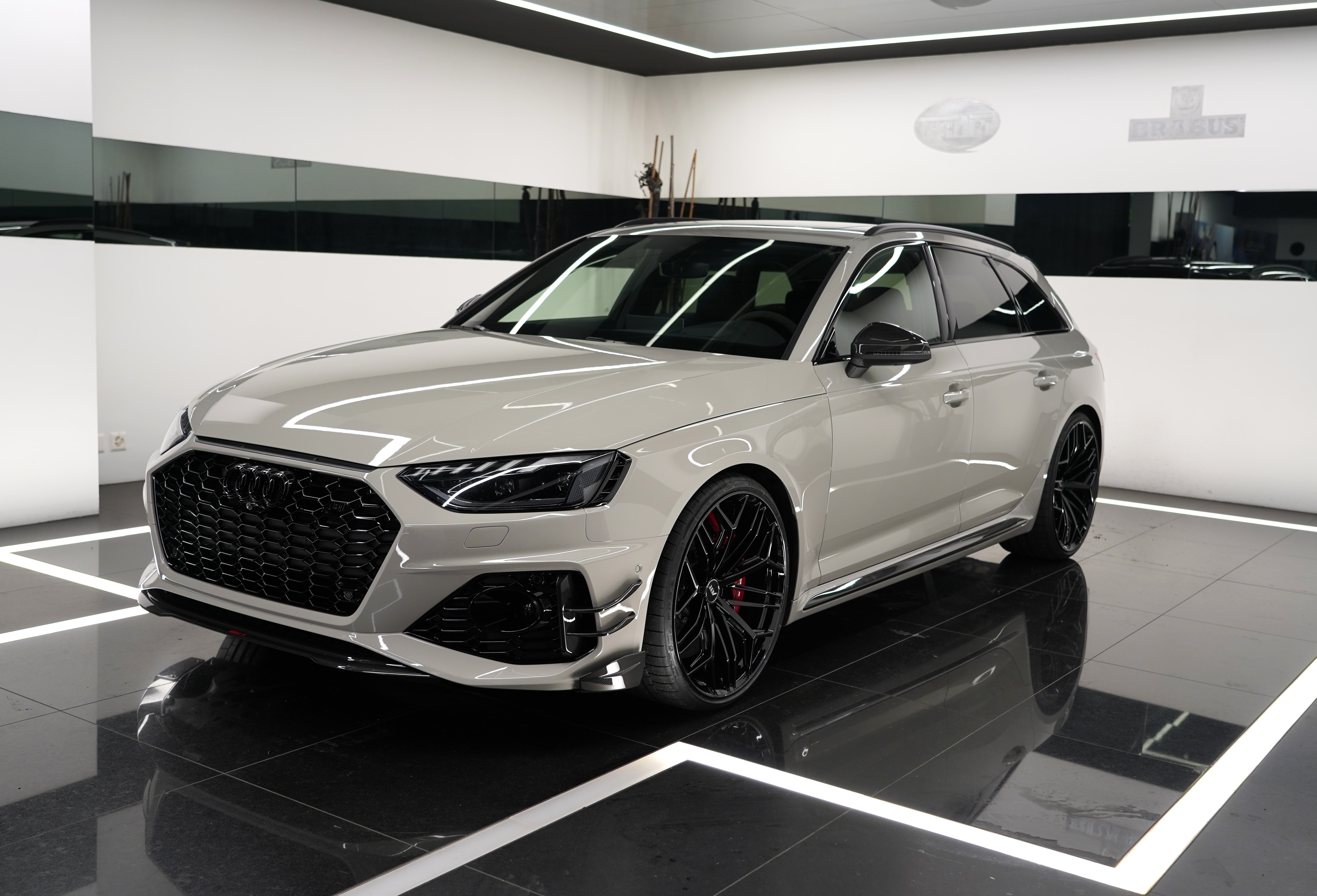 AUDI RS4 Avant quattro ABT RS4 X