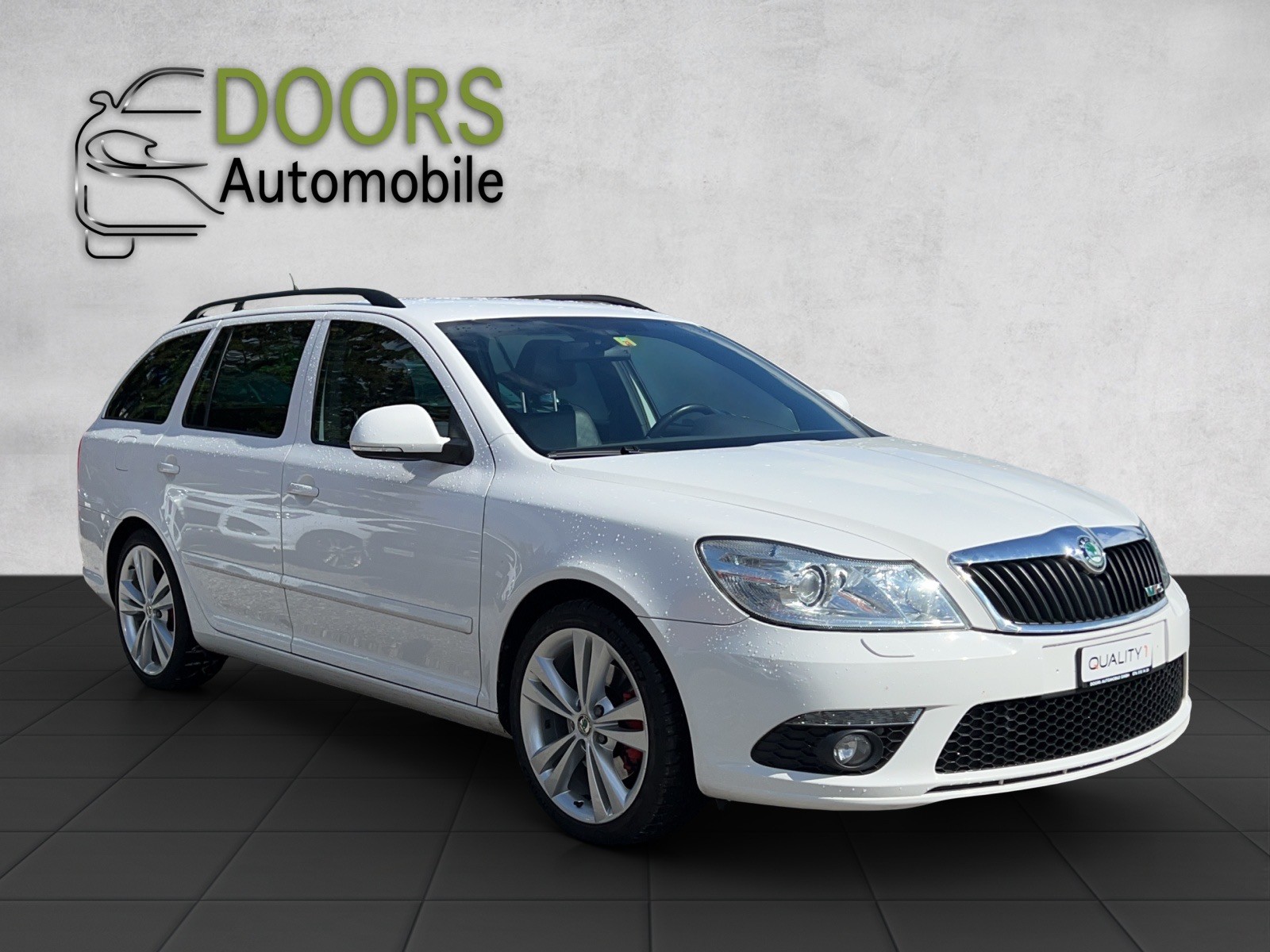 SKODA Octavia Combi 2.0 TSI RS DSG