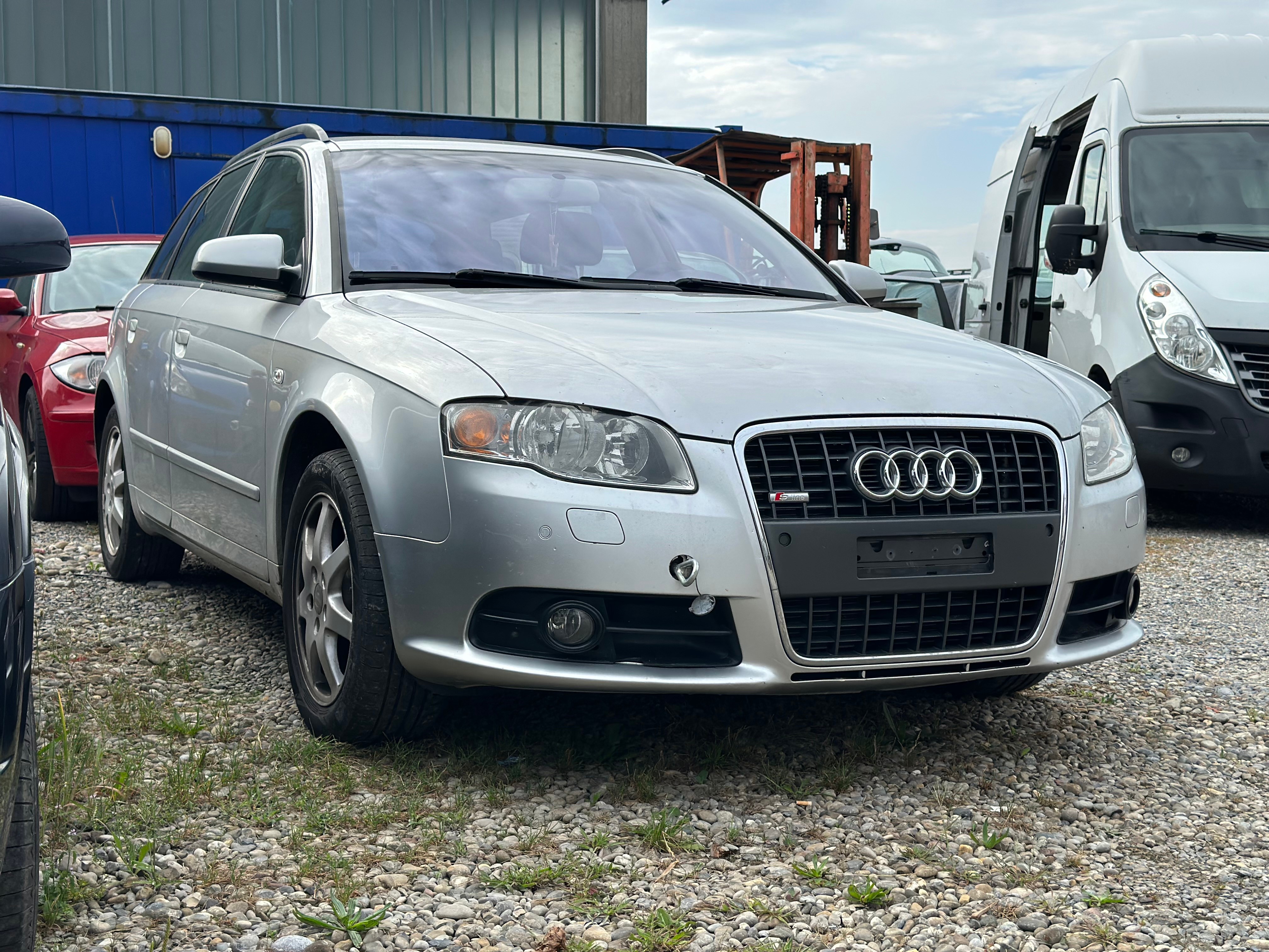 AUDI A4 Avant 2.0 Turbo FSI quattro