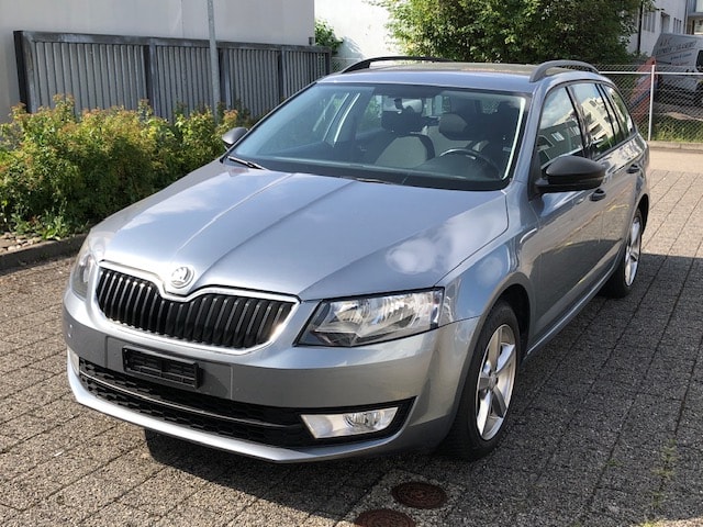 SKODA Octavia Combi 1.4 TSI Active