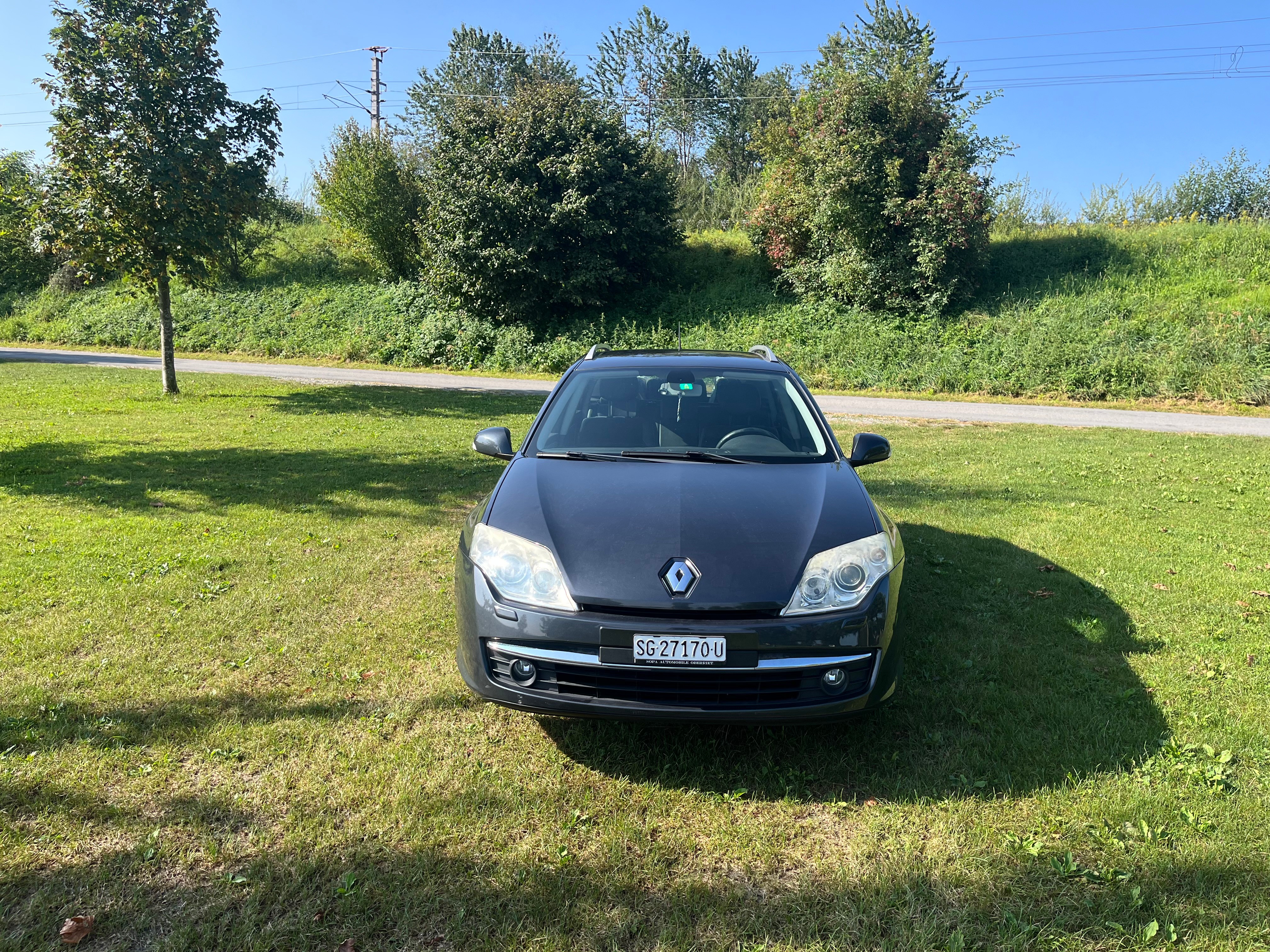 RENAULT Laguna Grandtour 2.0 16V T Dynamique Automatic