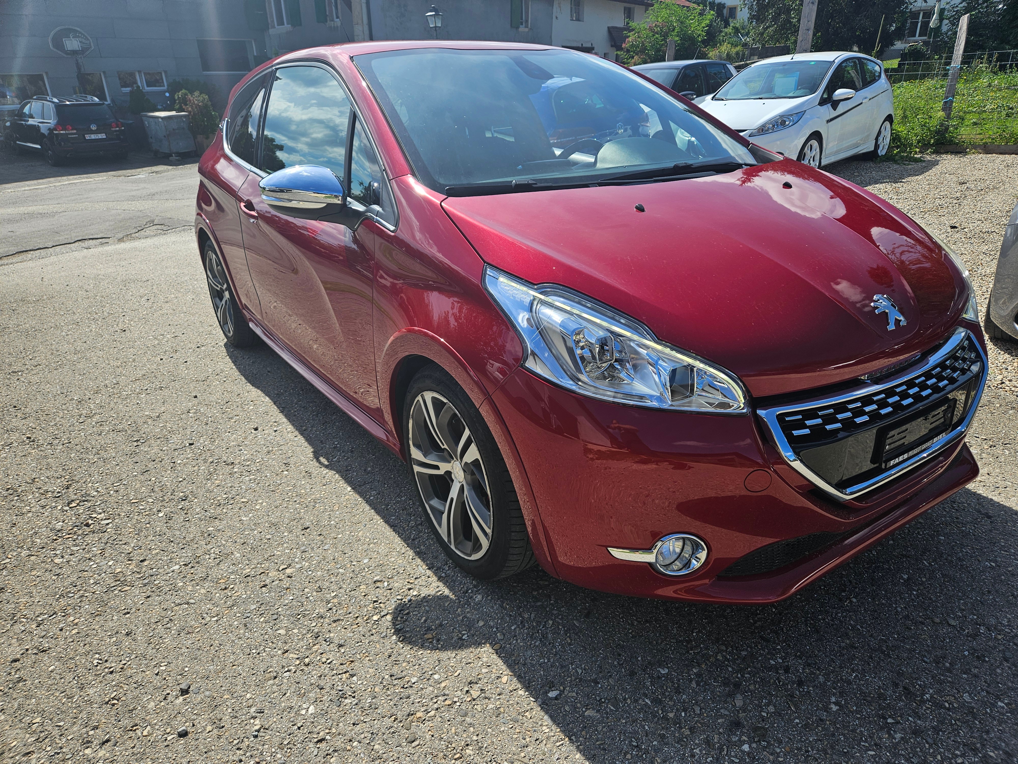 PEUGEOT 208 1.6 Turbo GTi