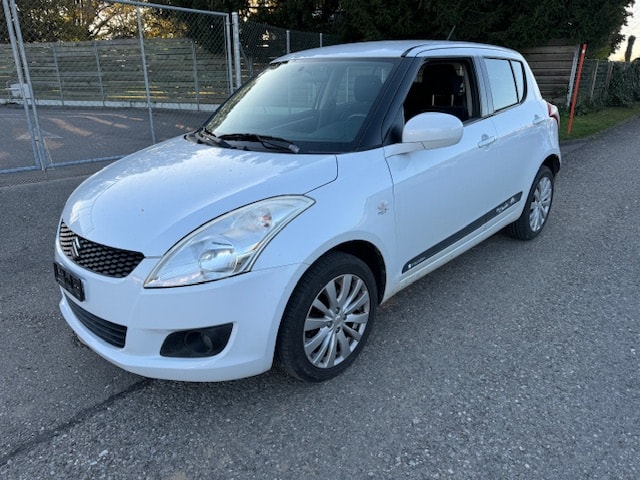 SUZUKI Swift 1.2i 16V GL Top Piz Sulai 4x4