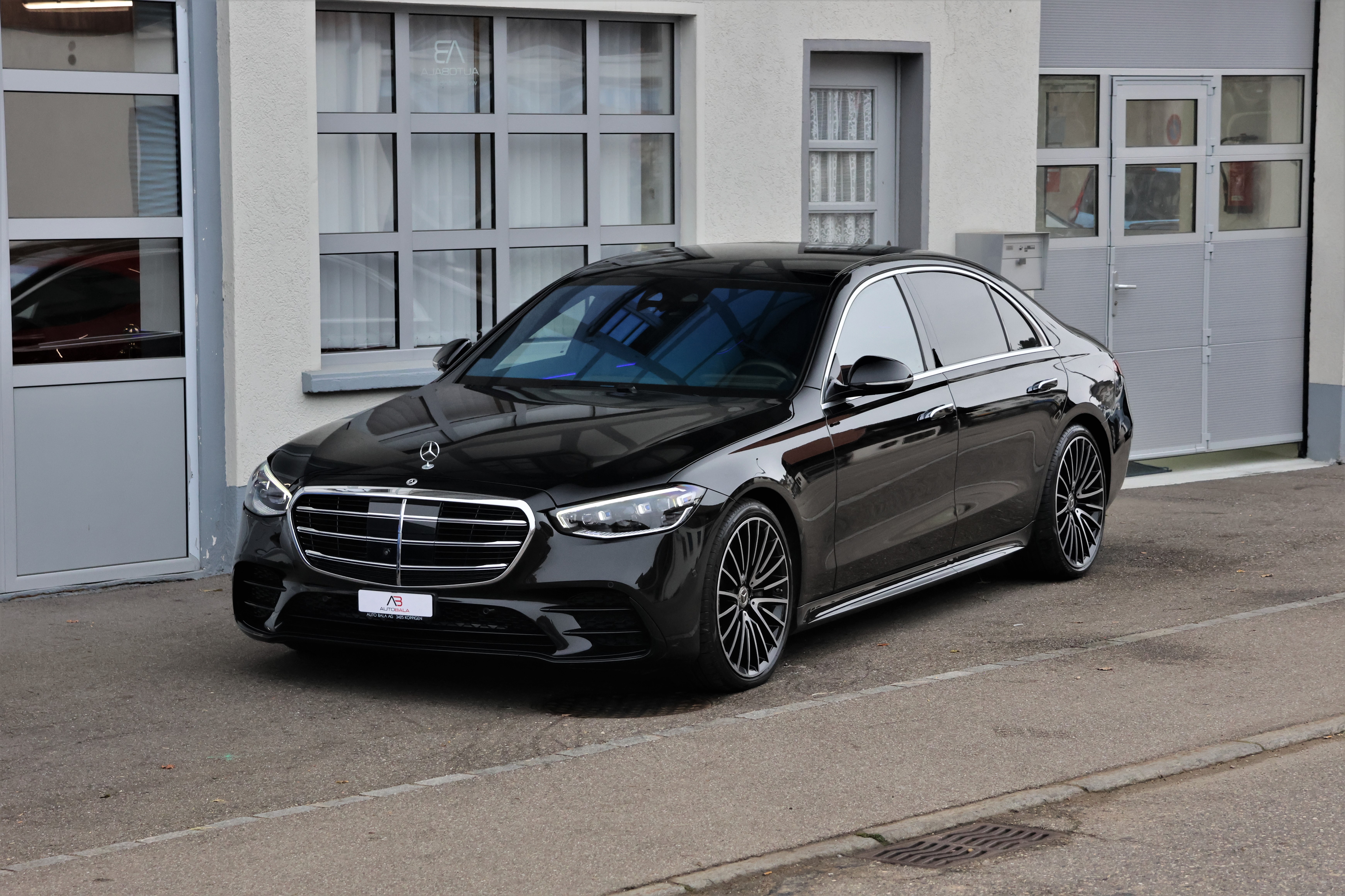 MERCEDES-BENZ S 500 L 4Matic AMG Line 9G-Tronic (CH)