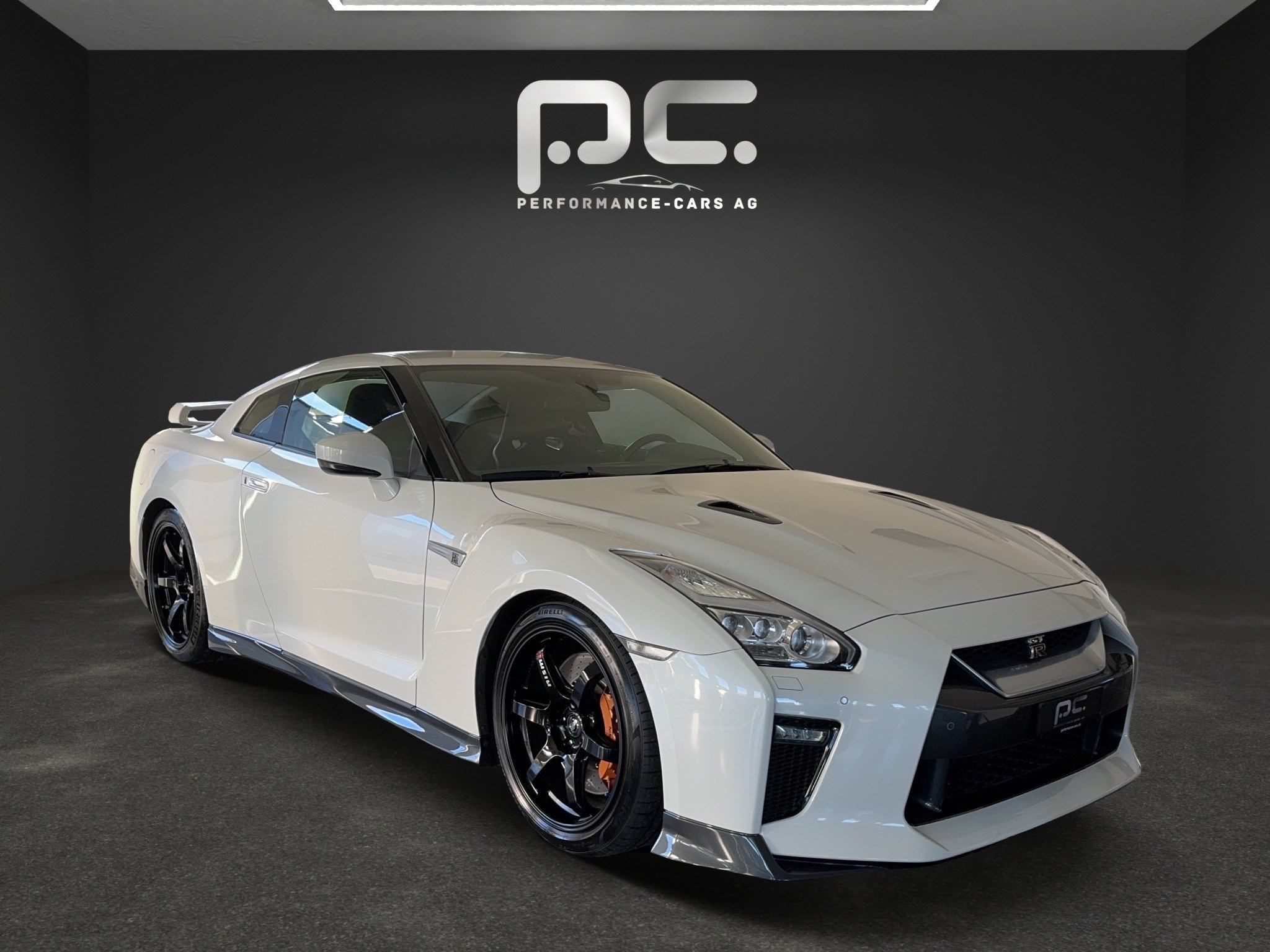 NISSAN GT-R 3.8 V6 Biturbo NISMO - Track Edition