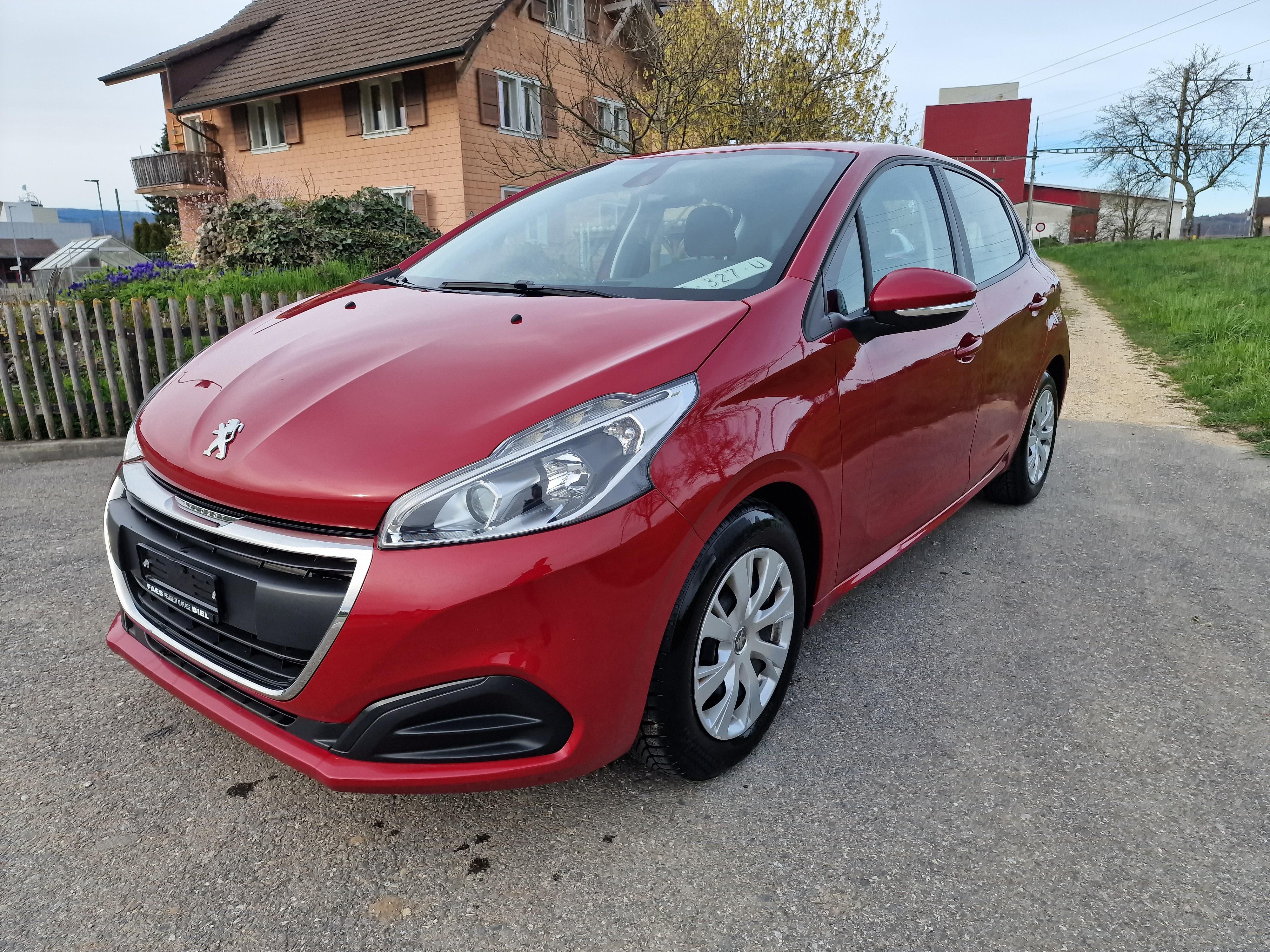 PEUGEOT 208 1.2 PureTech Active