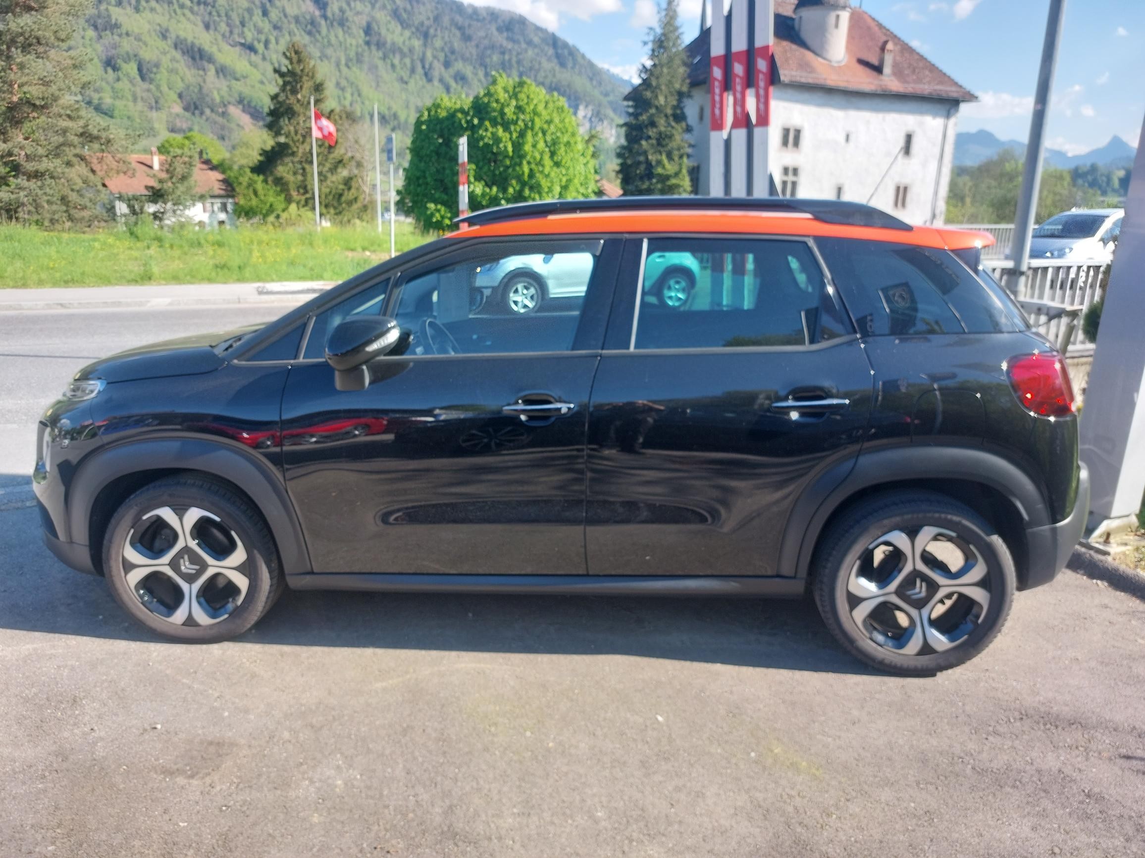 CITROEN C3 Aircross 1.2i PureTech Shine