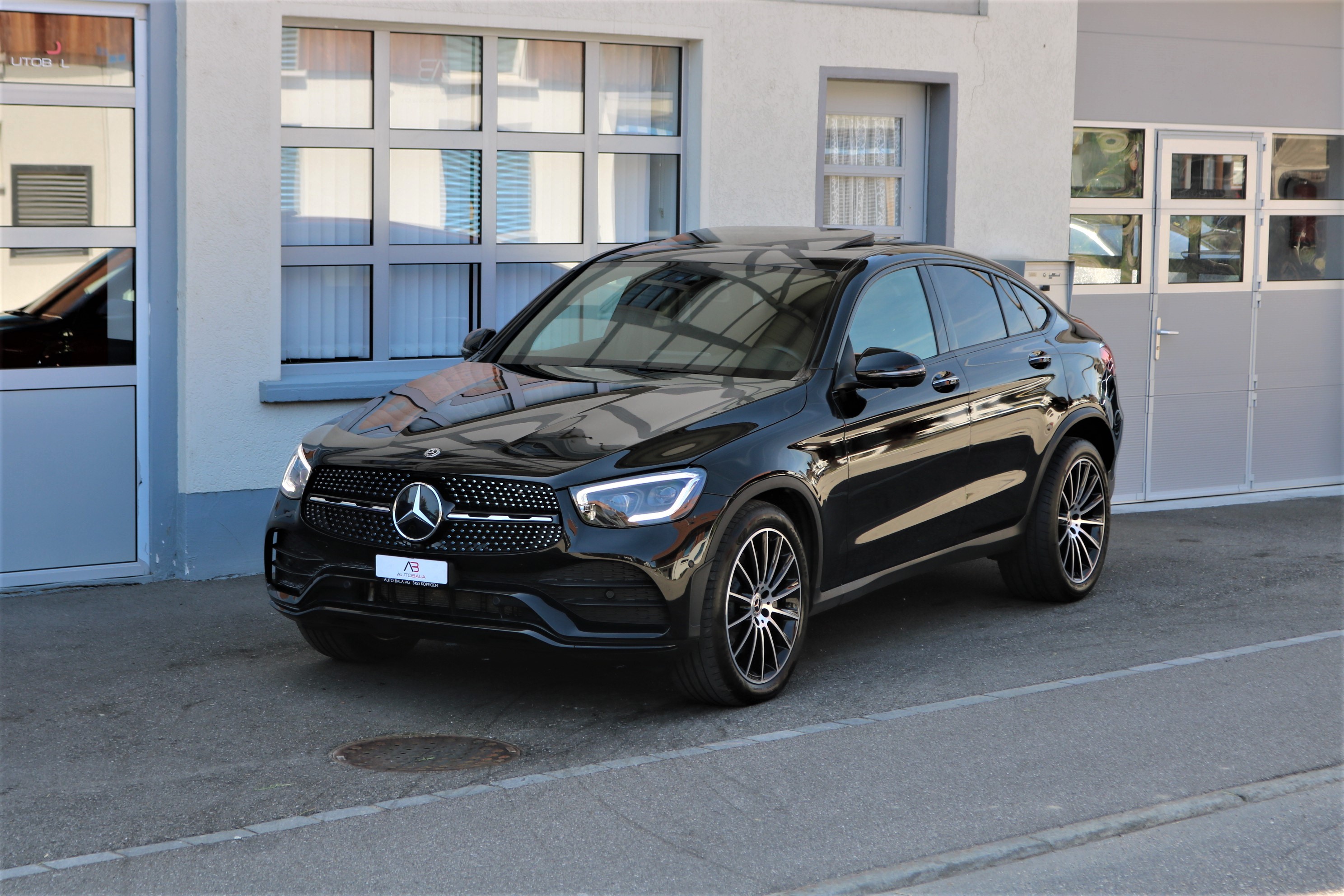 MERCEDES-BENZ GLC Coupé 300 AMG Line 4Matic 9G-Tronic