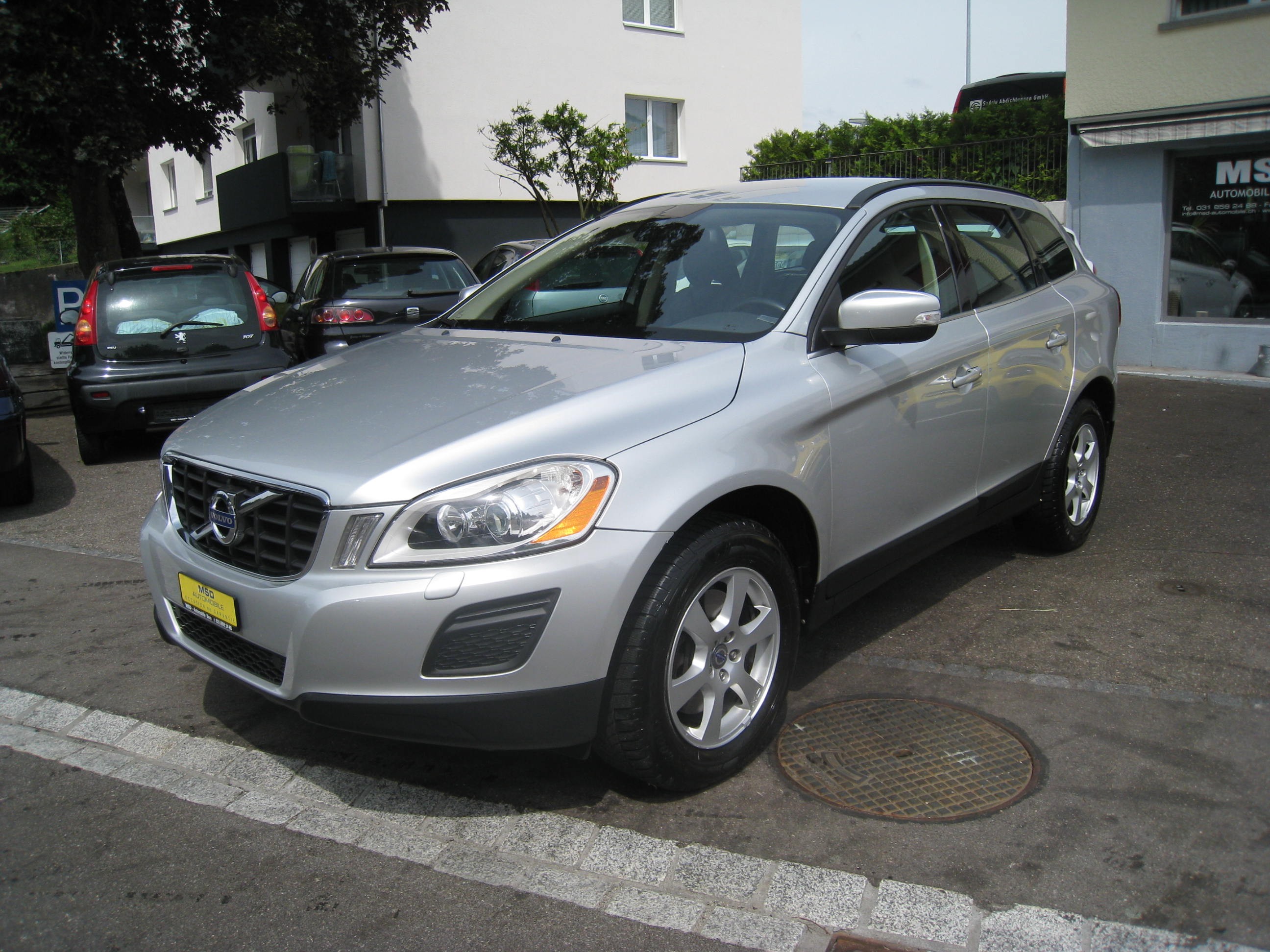 VOLVO XC60 D5 AWD Kinetic Geartronic