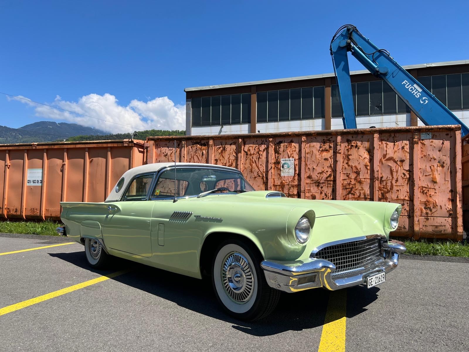 FORD Thunderbird 5.2l automatique