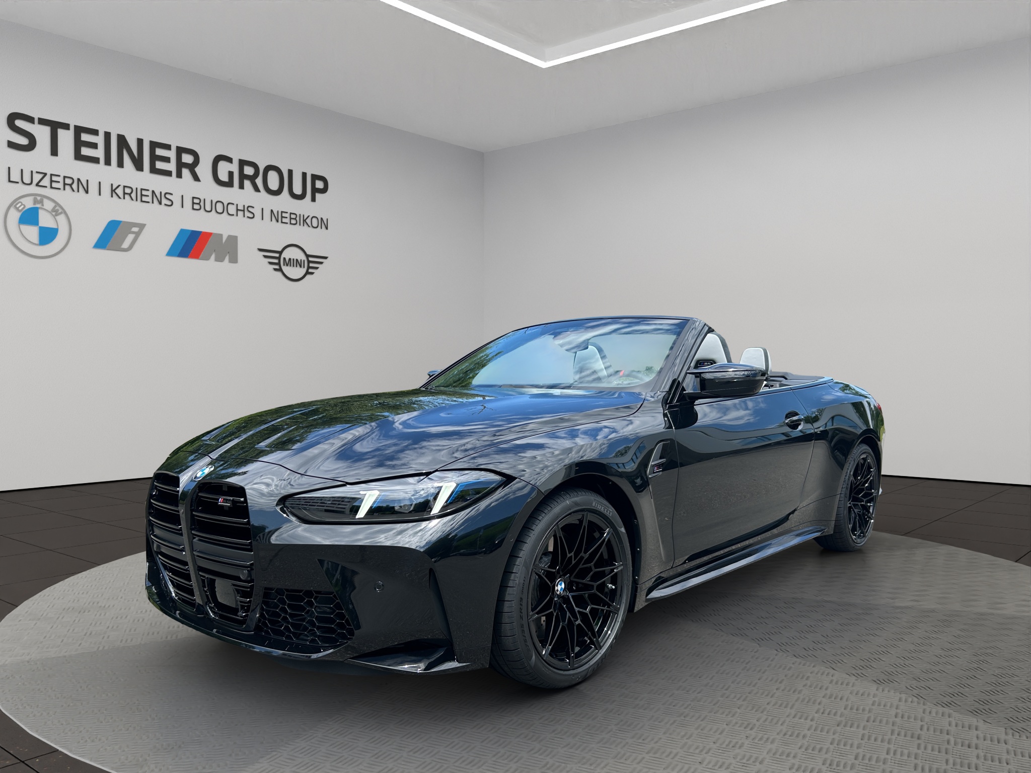 BMW M4 Cabrio Competition M xDrive