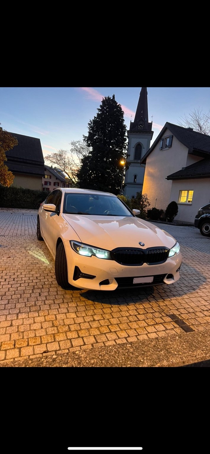 BMW 320i Touring Edition Luxury Line Steptronic