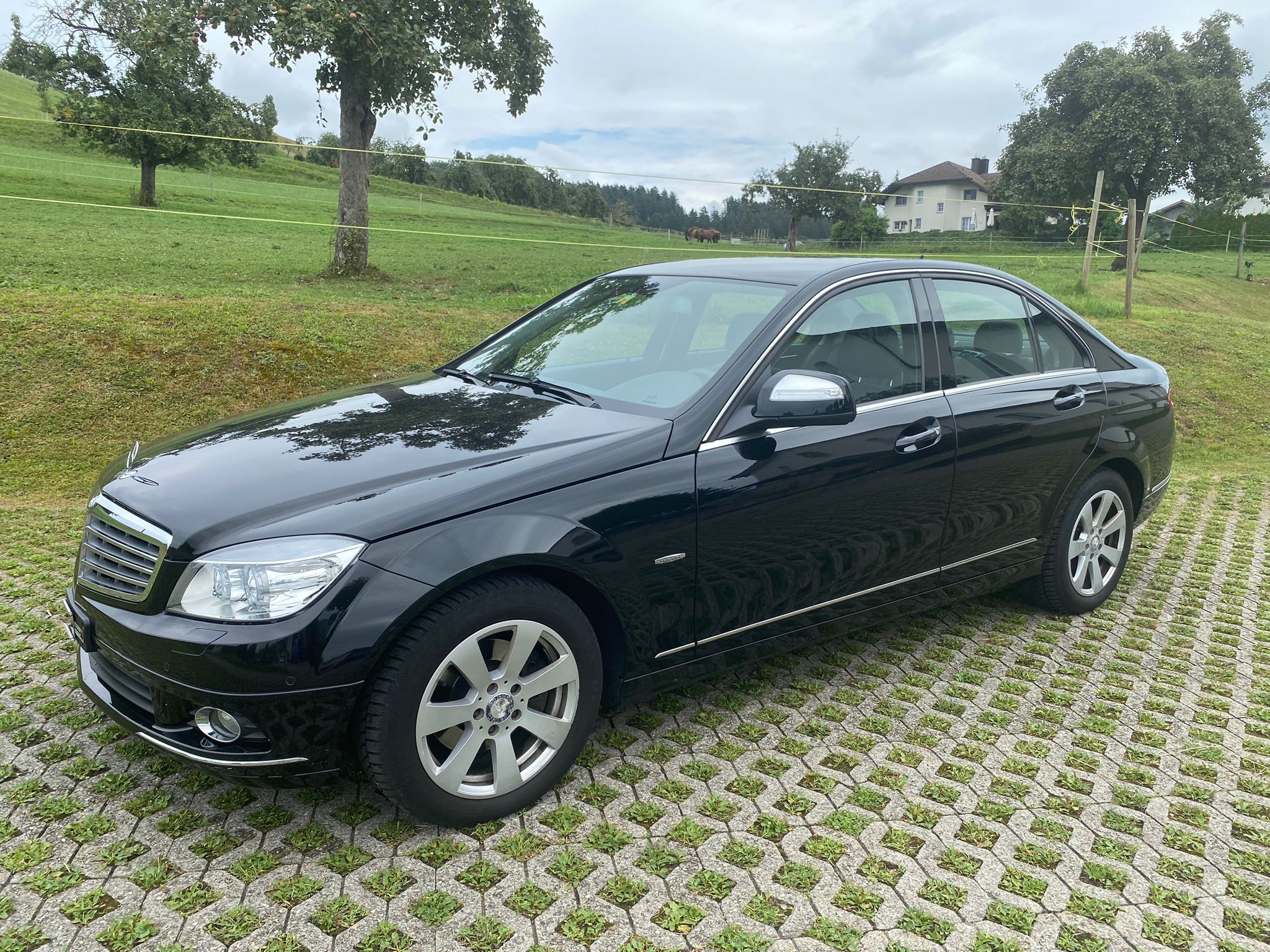 MERCEDES-BENZ C 300 (280) Elégance 4Matic 7G-Tronic