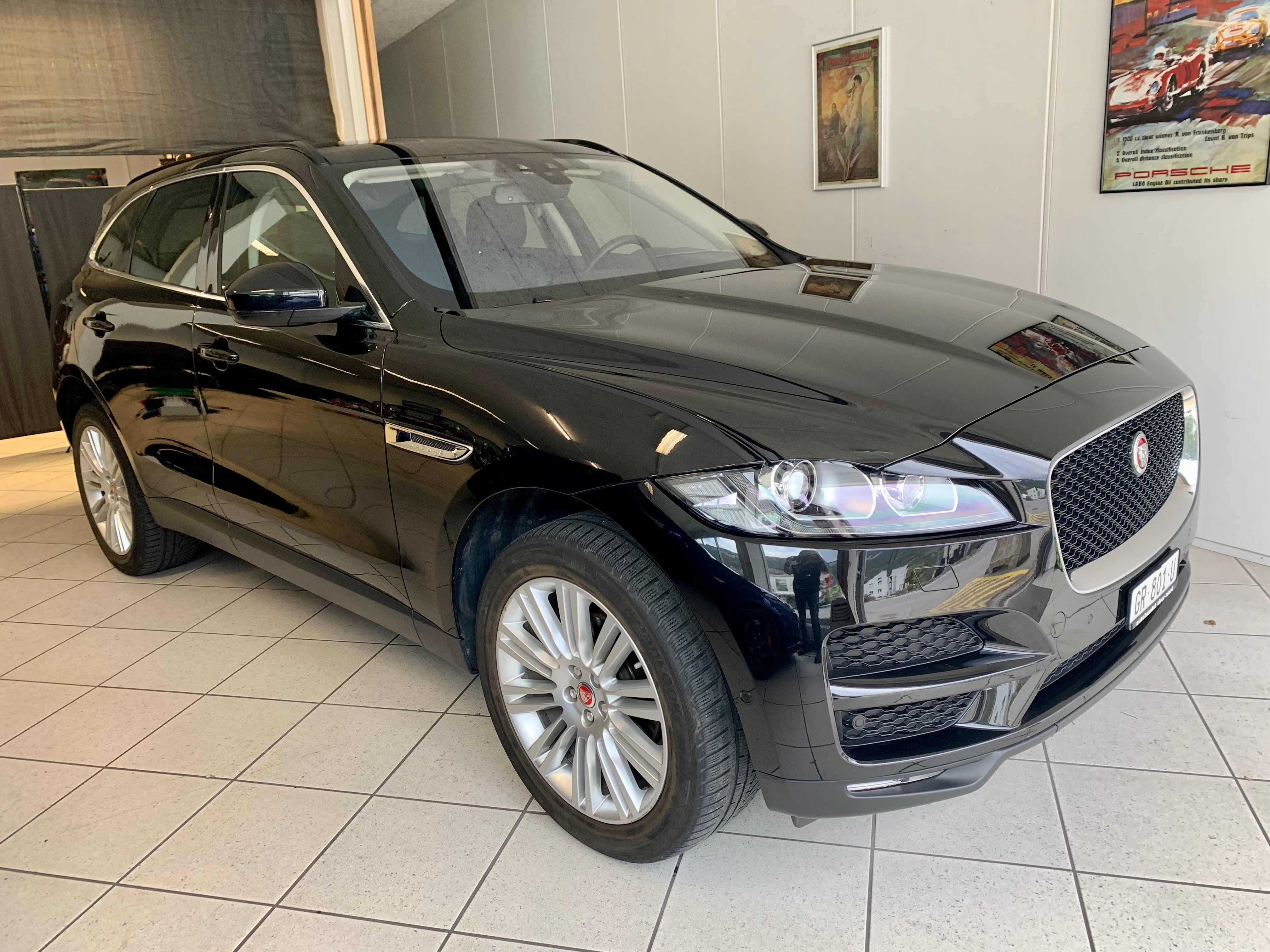 JAGUAR F-Pace 2.0d Portfolio AWD