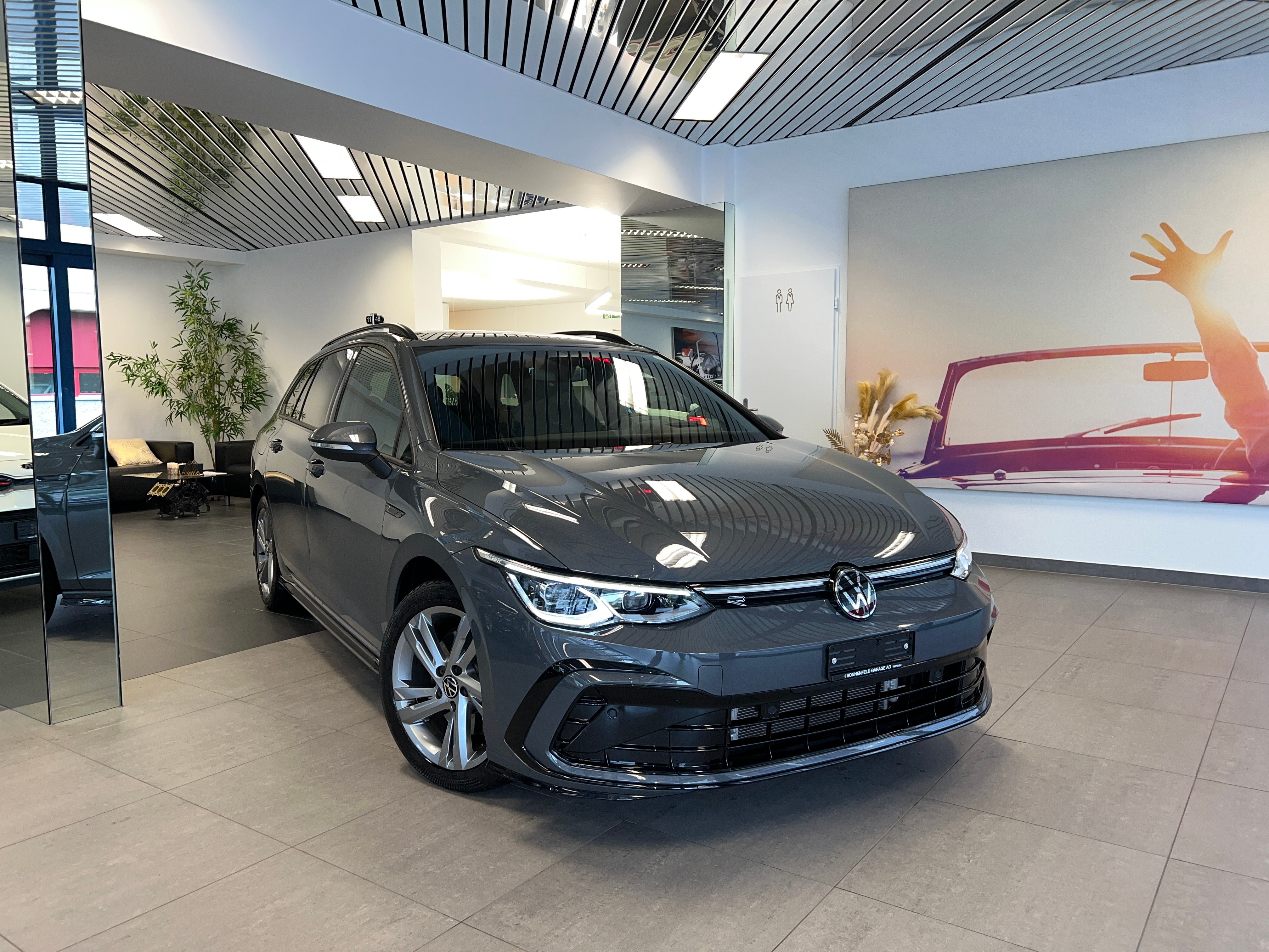 VW Golf Variant 2.0 TSI R-Line DSG 4Motion